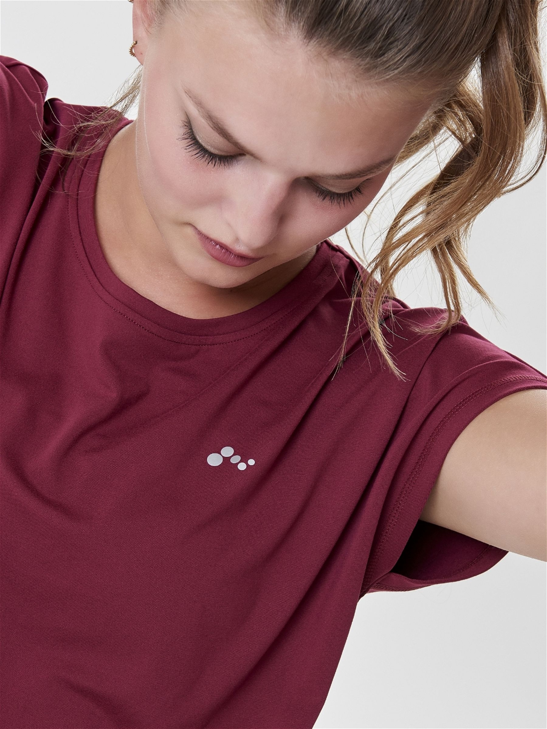 ONLY Play Trainingsshirt "ONPAUBREE SS LOOSE TRAIN TEE - NOOS" günstig online kaufen