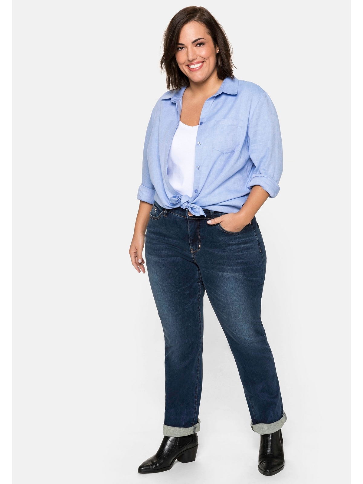 mit Jeans Gerade BAUR | bestellen Größen«, für Sheego Bodyforming-Effekt »Große