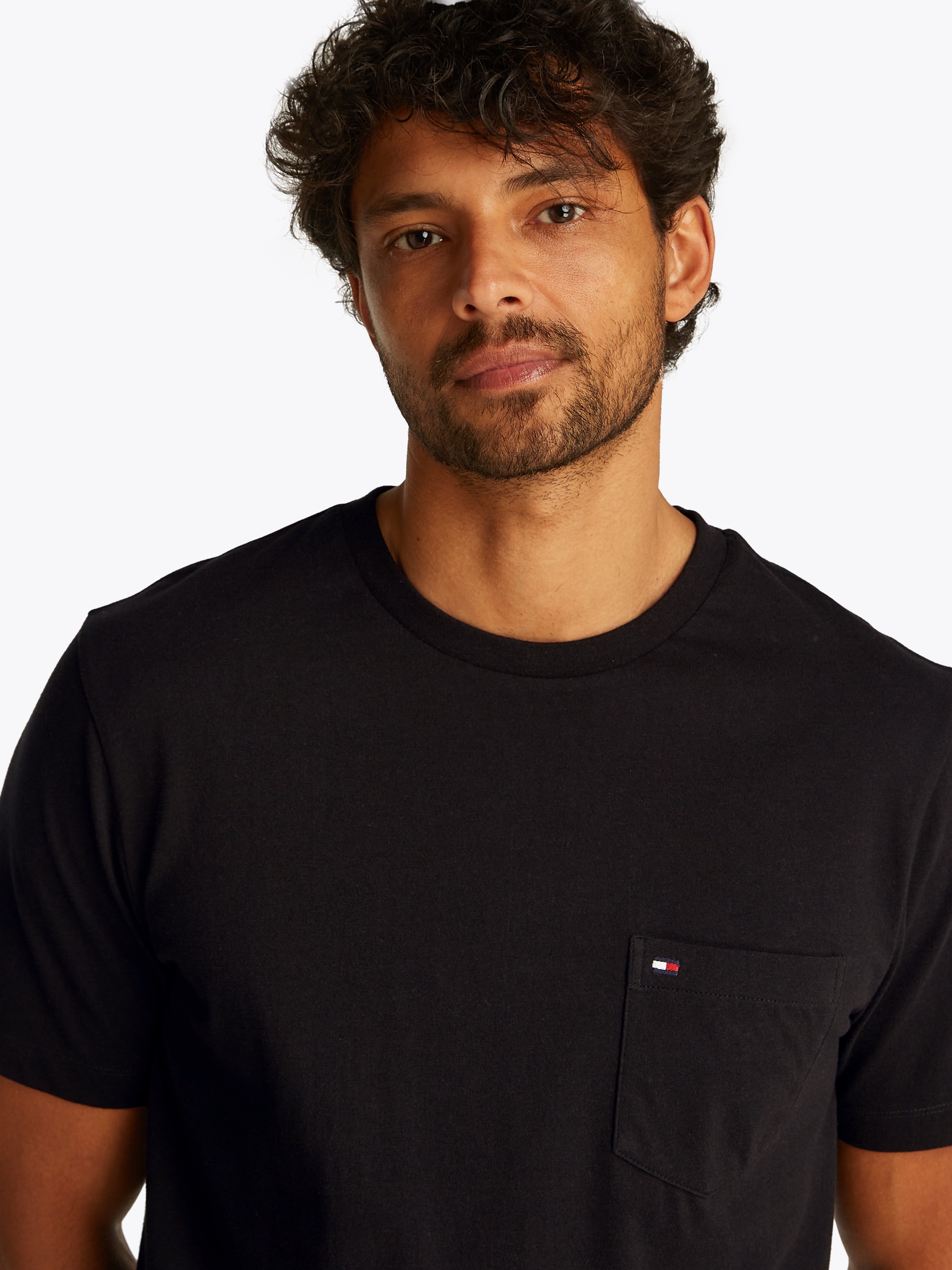 Tommy Hilfiger T-Shirt »ESSENTIAL SOLID POCKET TEE«