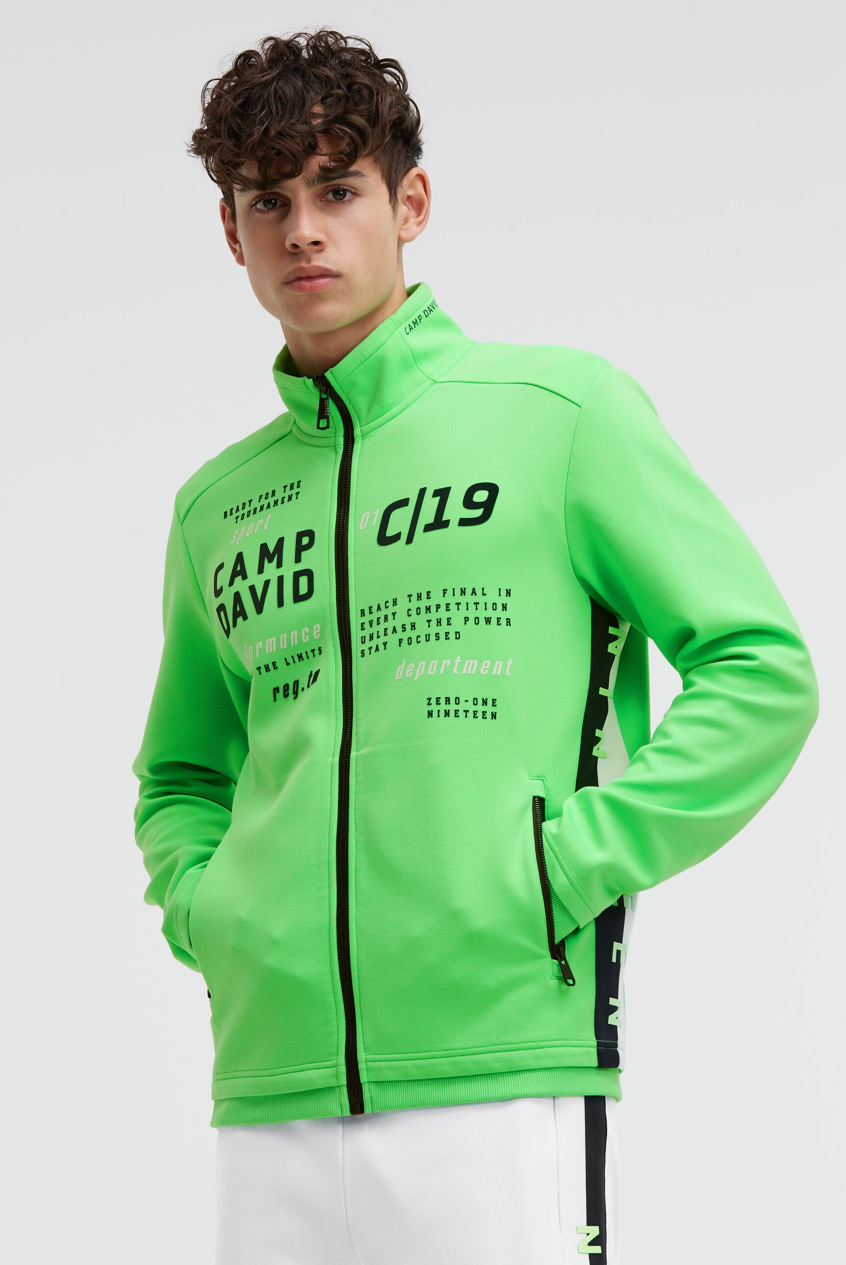 CAMP DAVID Sweatjacke mit Reißverschlusstaschen günstig online kaufen