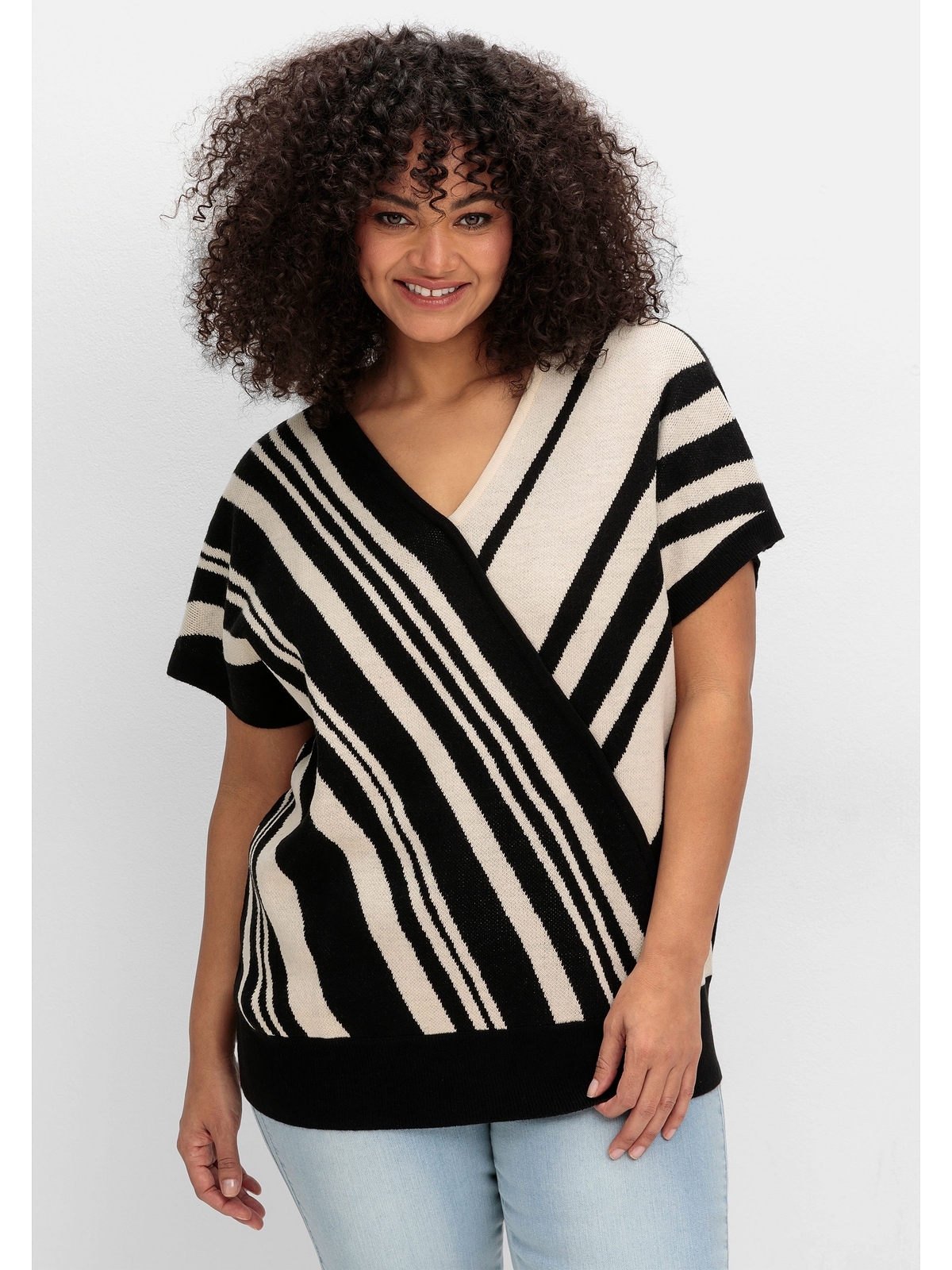 Sheego V-Ausschnitt-Pullover "Große Größen", mit Jacquard-Streifen günstig online kaufen