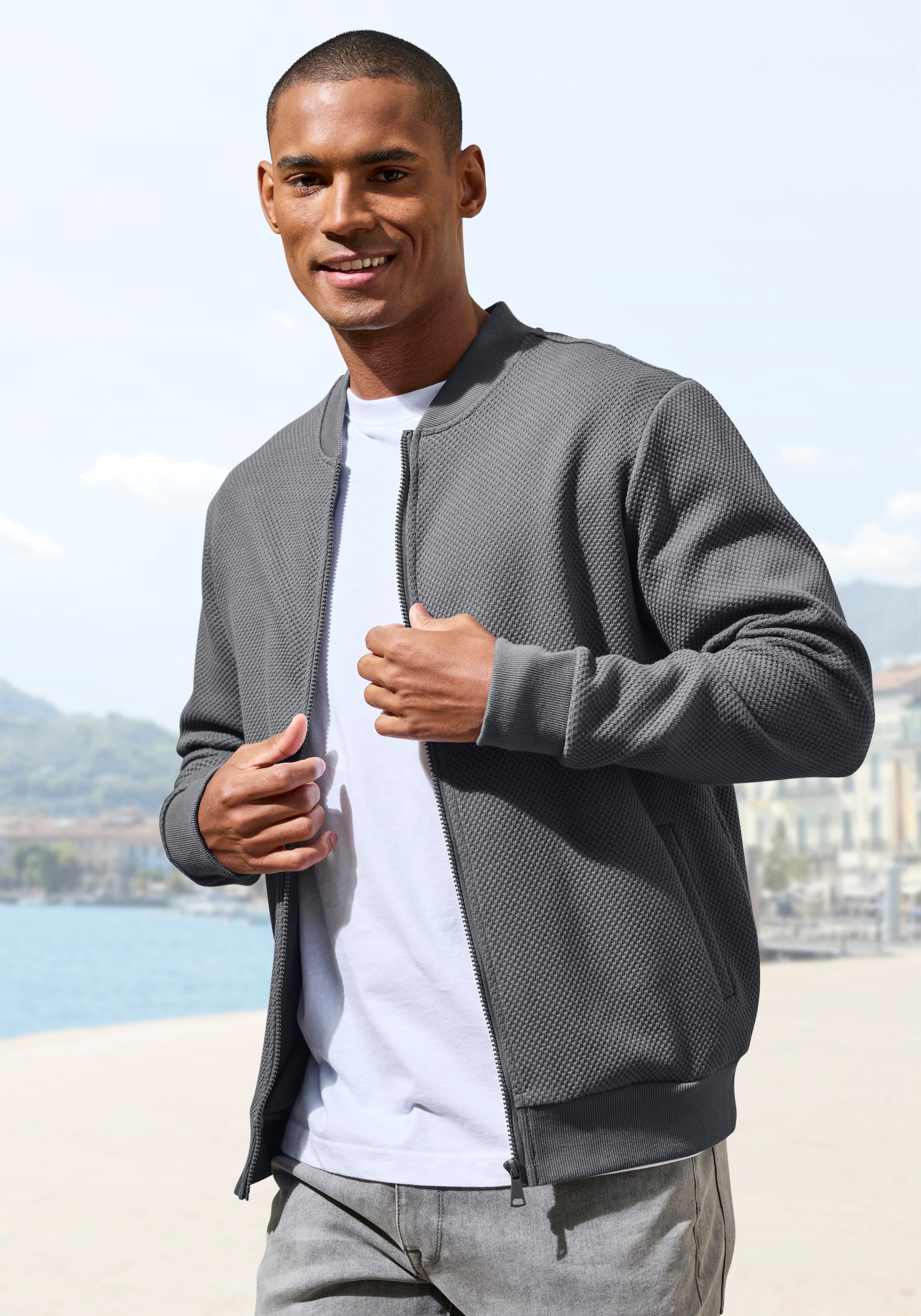 John Devin Sweatjacke "aus Struktur-Qualität, relaxed fit" in Struktur-Qualität, mit Reißverschluss