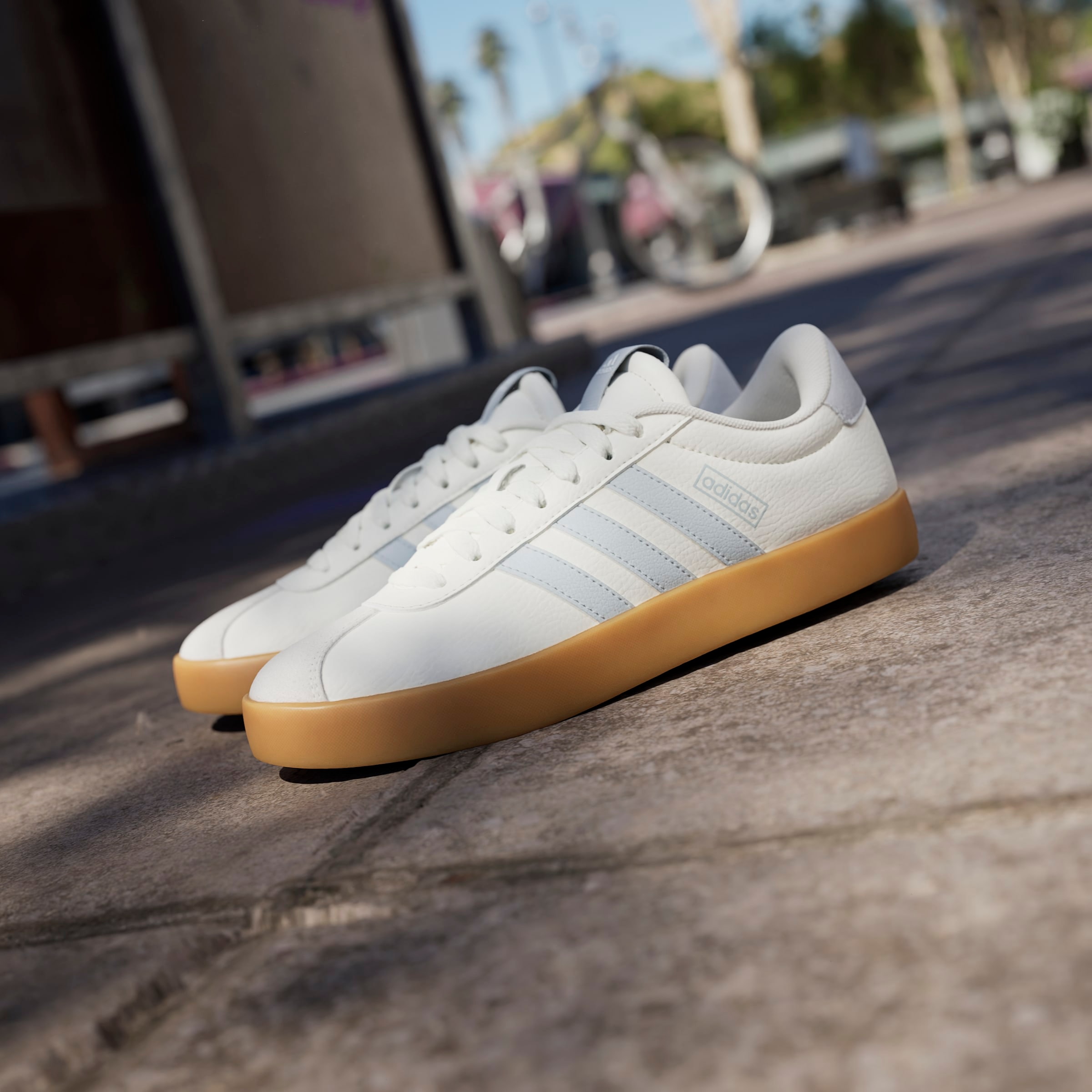 adidas Sportswear Sneaker »VL COURT 3.0«  inspiriert vom Design des adidas samba
