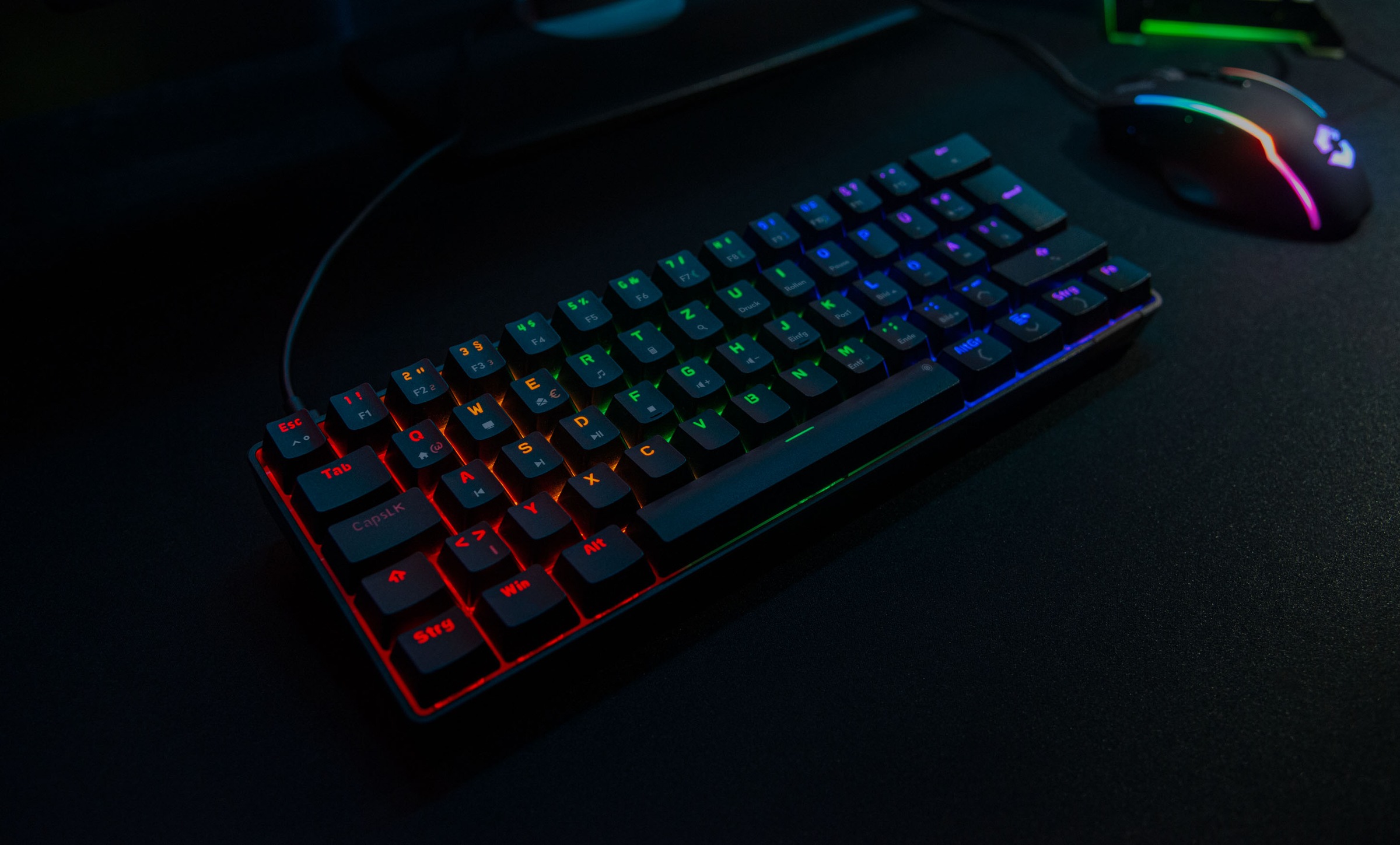 Speedlink Gaming-Tastatur »ATMOS RGB Rainbow Mechanisches 60% Tastenfeld«, (Fn-Tasten-USB-Anschluss), DE Layout, brown switches