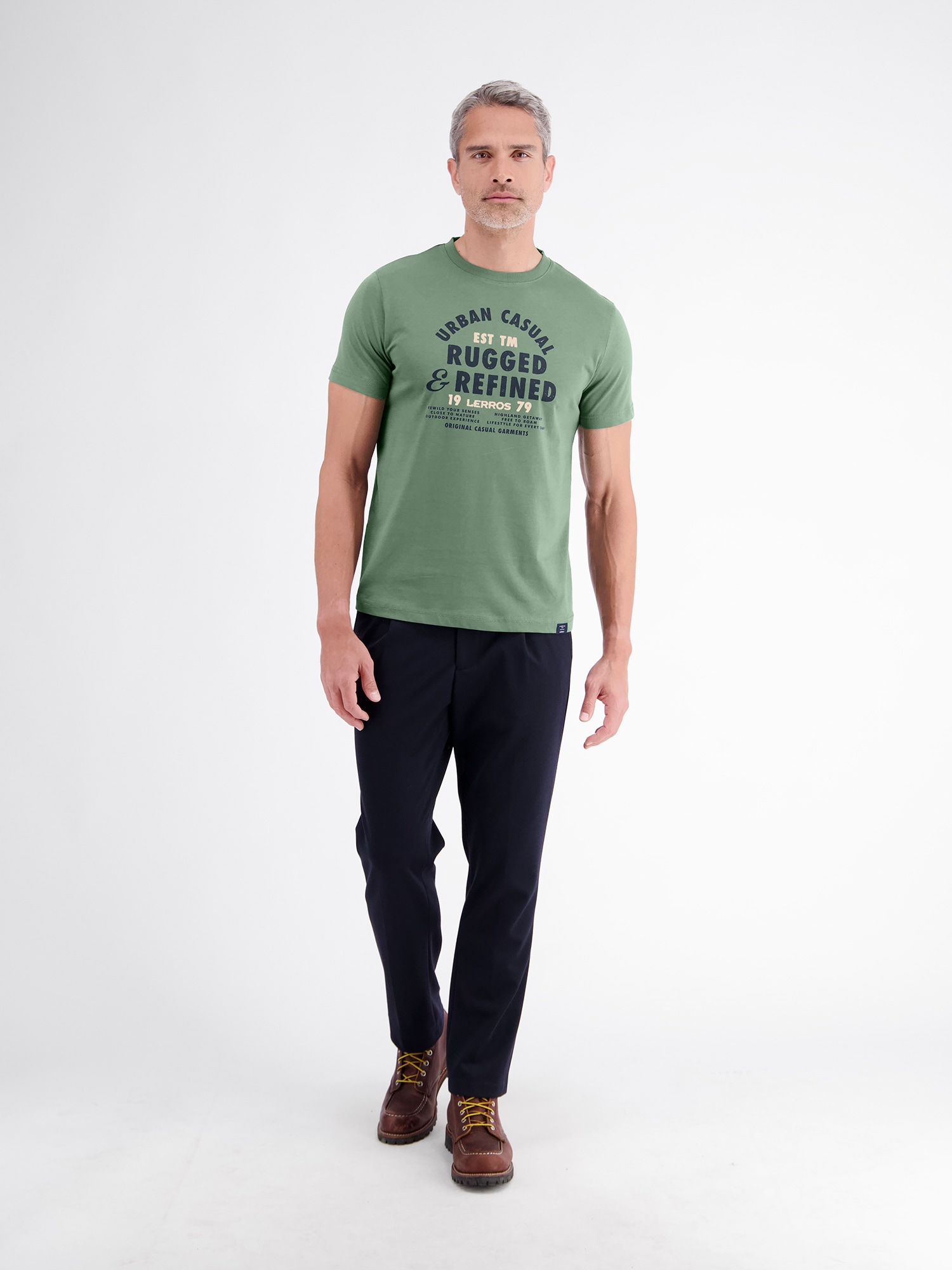 LERROS Rundhalsshirt »T-Shirt aus reiner Baumwolle mit lässigem Slogan-Print«