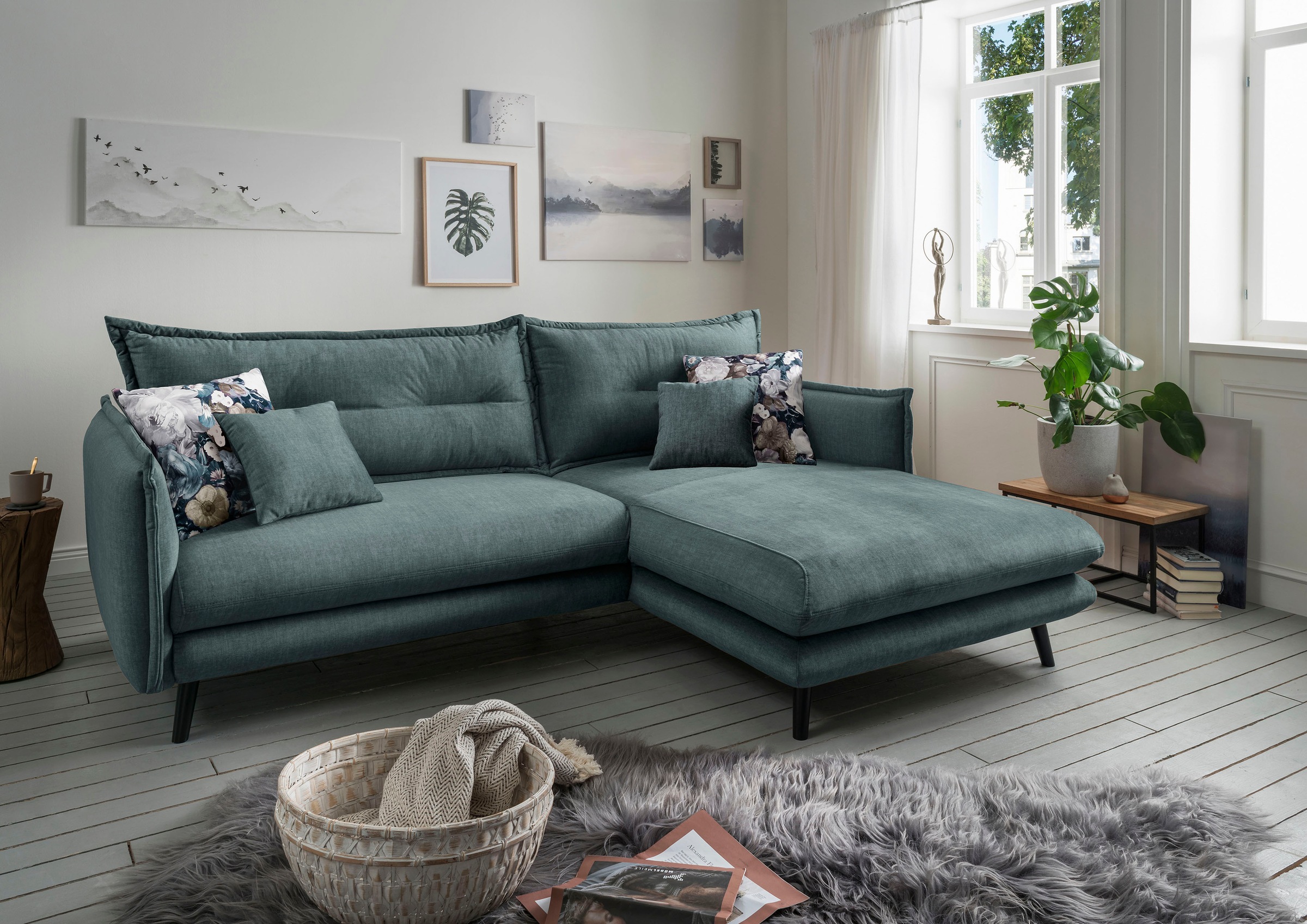 Home affaire Ecksofa "Levke, 255 x 180 cm, modern und bequem" Velours, L-Form, inkl. Rücken- und Zierkissen