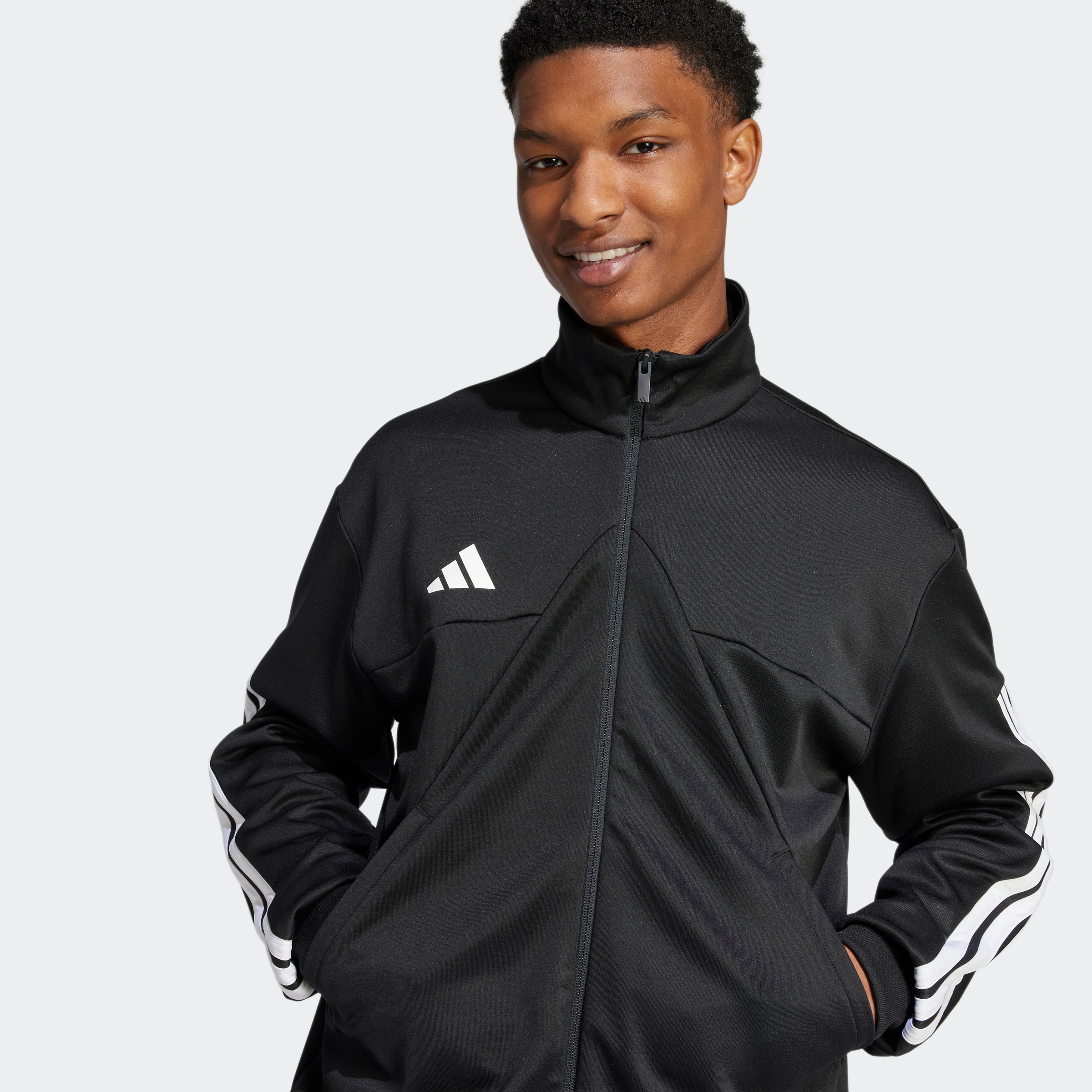 adidas Sportswear Outdoorjacke »M TIRO TT«