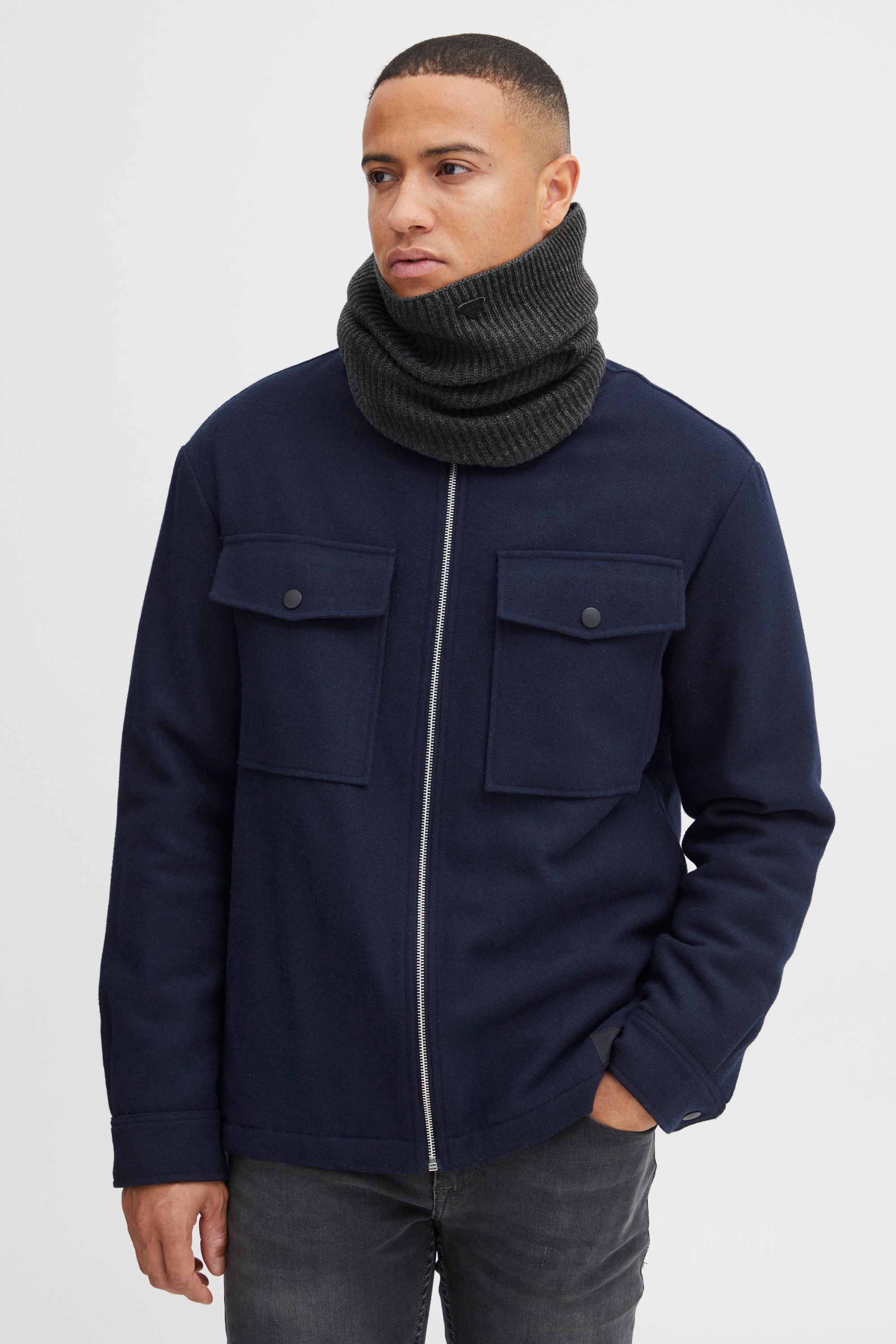 Blend Loop "BHChivi" Schal aus Grobstrick günstig online kaufen