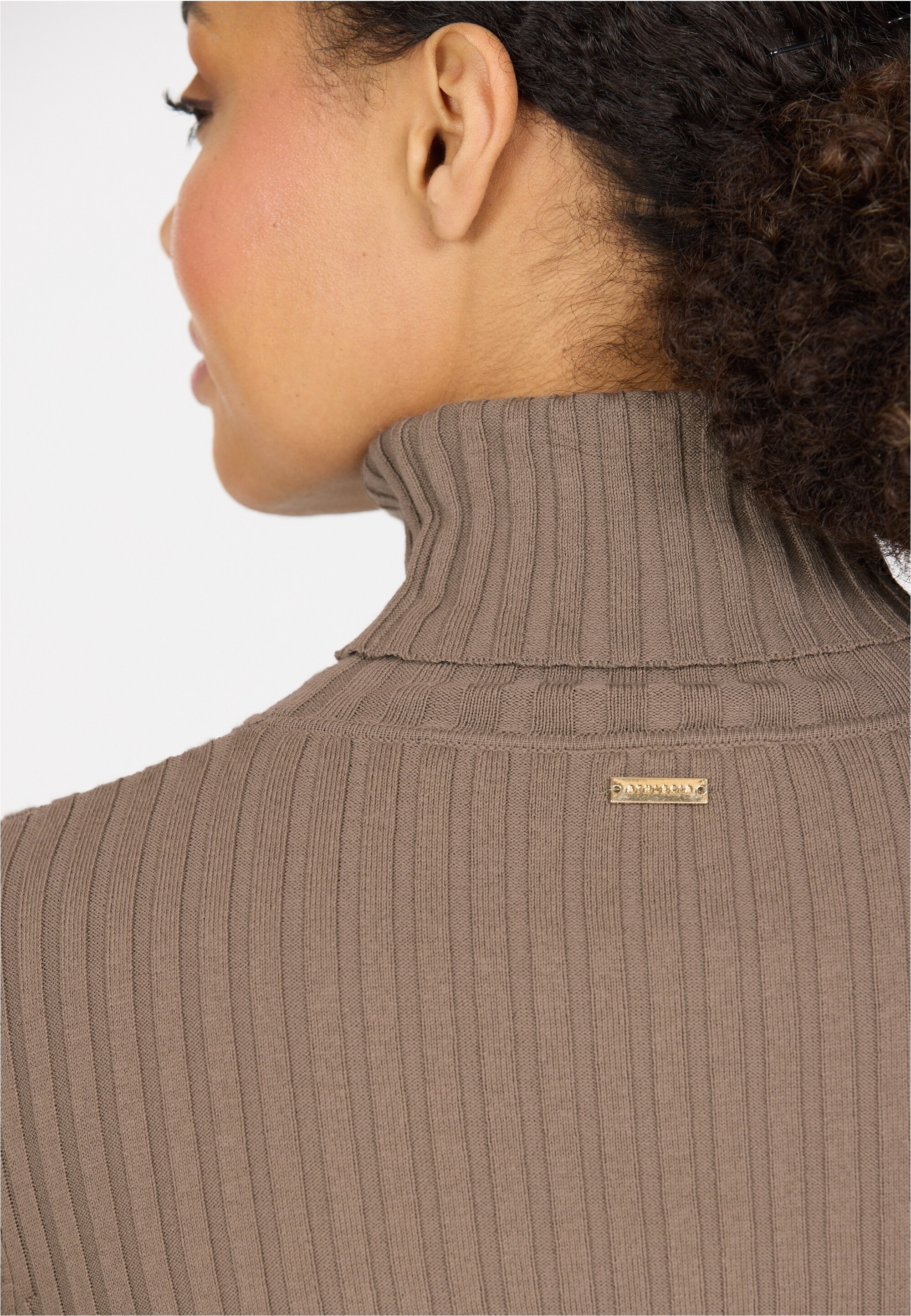 ATHLECIA T-Shirt »Jelina«, in angenehm weicher Qualität