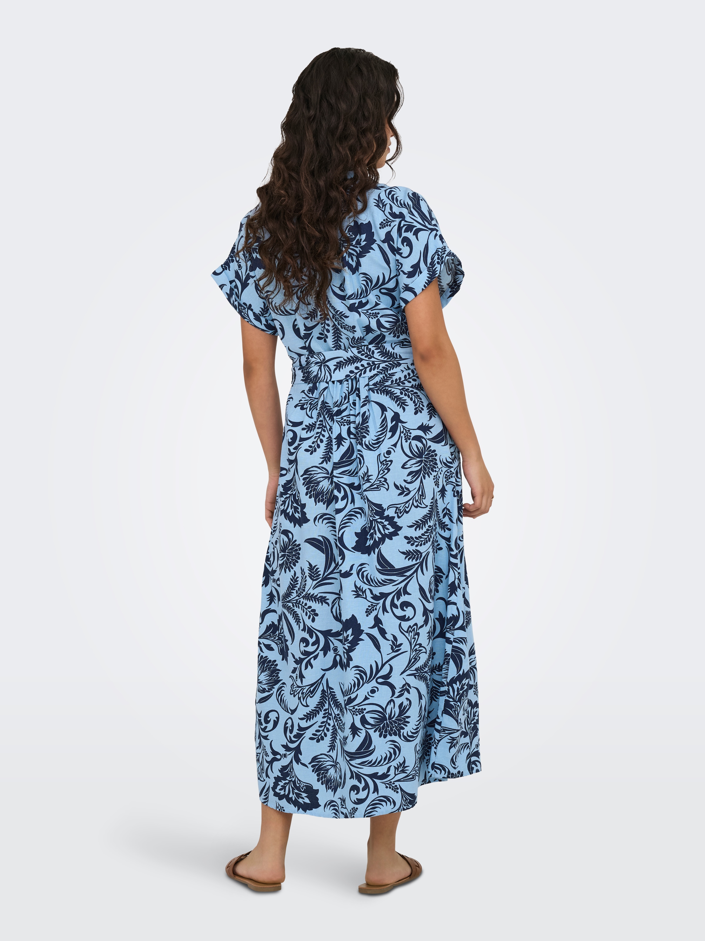 ONLY Hemdblusenkleid »ONLJAKIRI LINEN SS MIDI SHIRT DRESS WVN«, mit Leinen