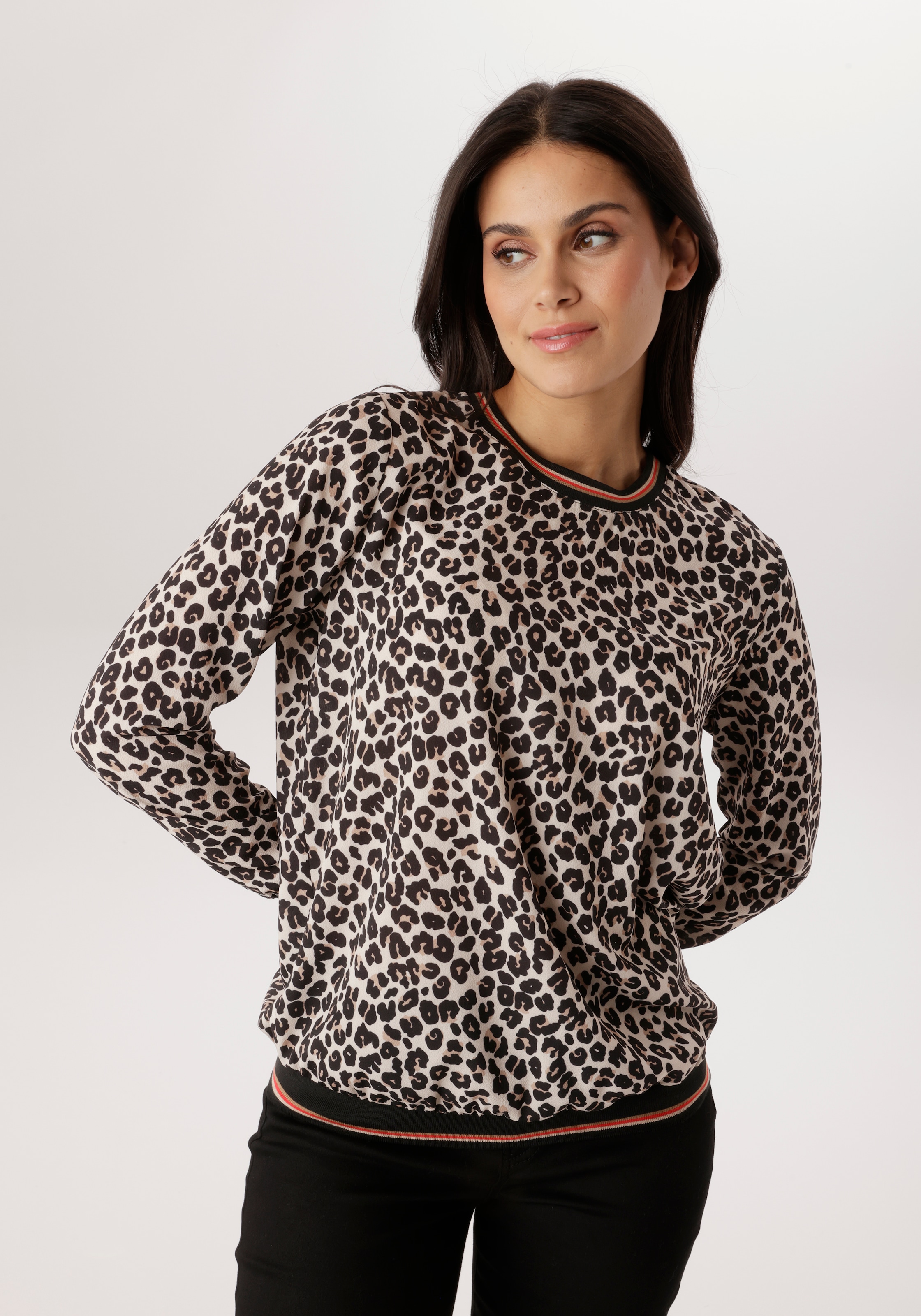 Aniston SELECTED Shirtbluse mit gestreiften Bündchen und Lepoarden-Print al günstig online kaufen