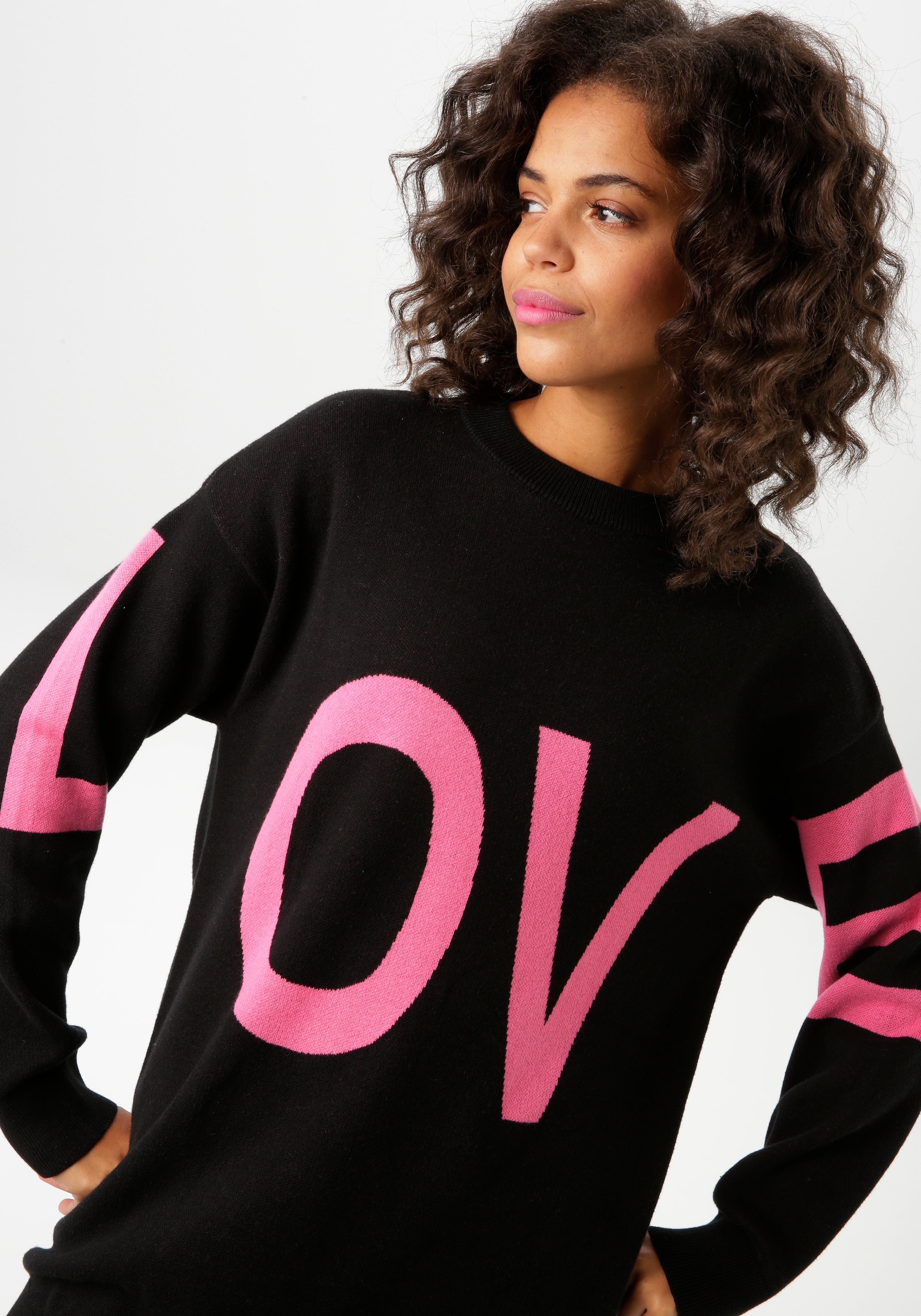 Aniston CASUAL Strickpullover, mit eingestricktem LOVE-Schriftzug - NEUE KOLLEKTION