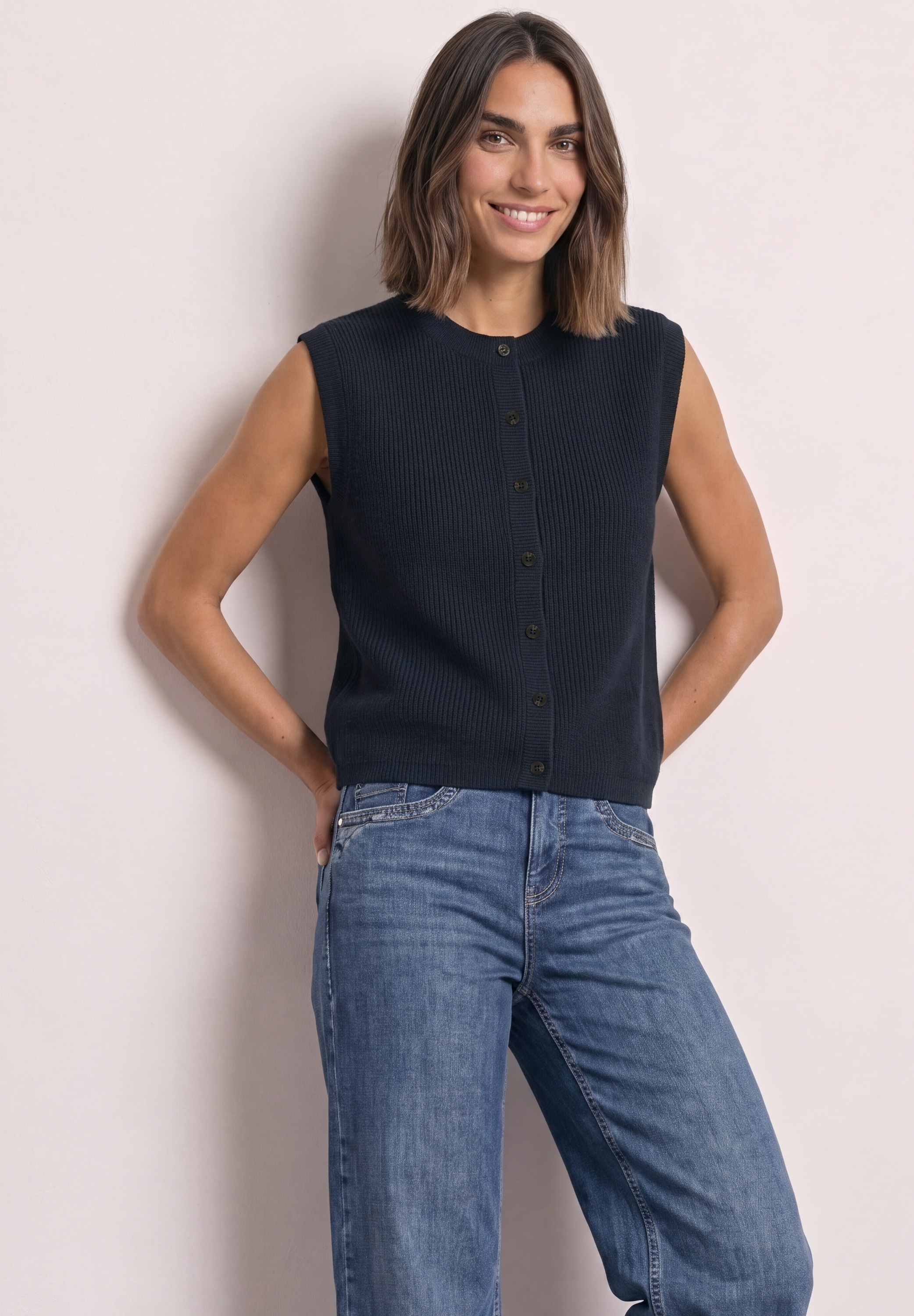 STREET ONE Kurzweste aus softem Materialmix