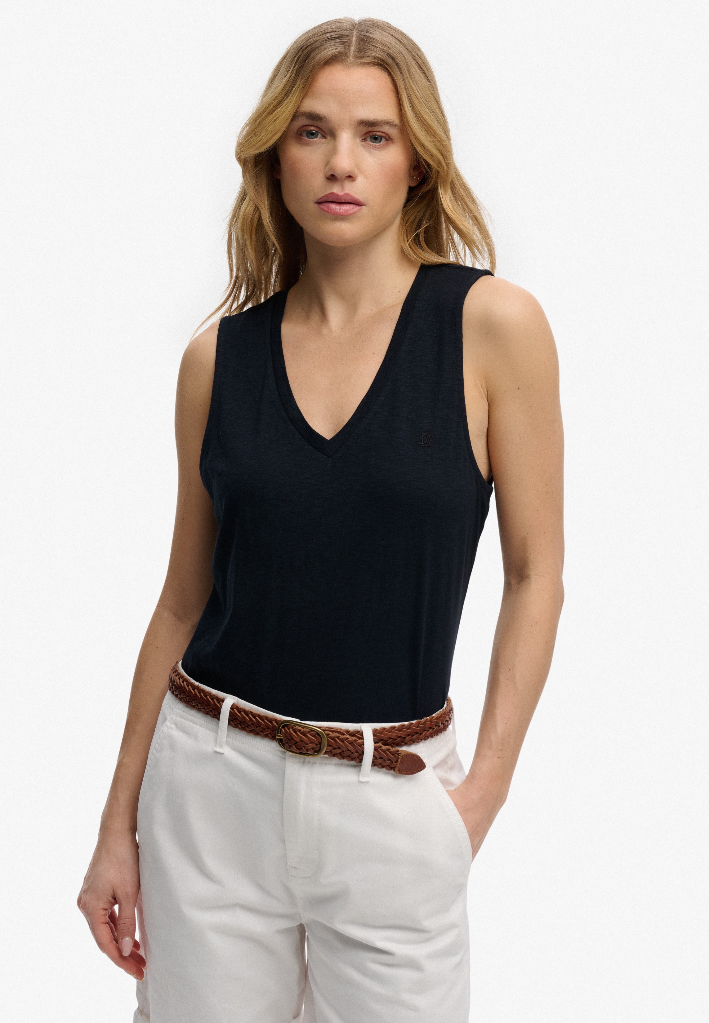 Superdry "STUDIOS VEE NECK VEST" aus Baumwollmischung mit Lyocell, Regular Fit, ärmellos