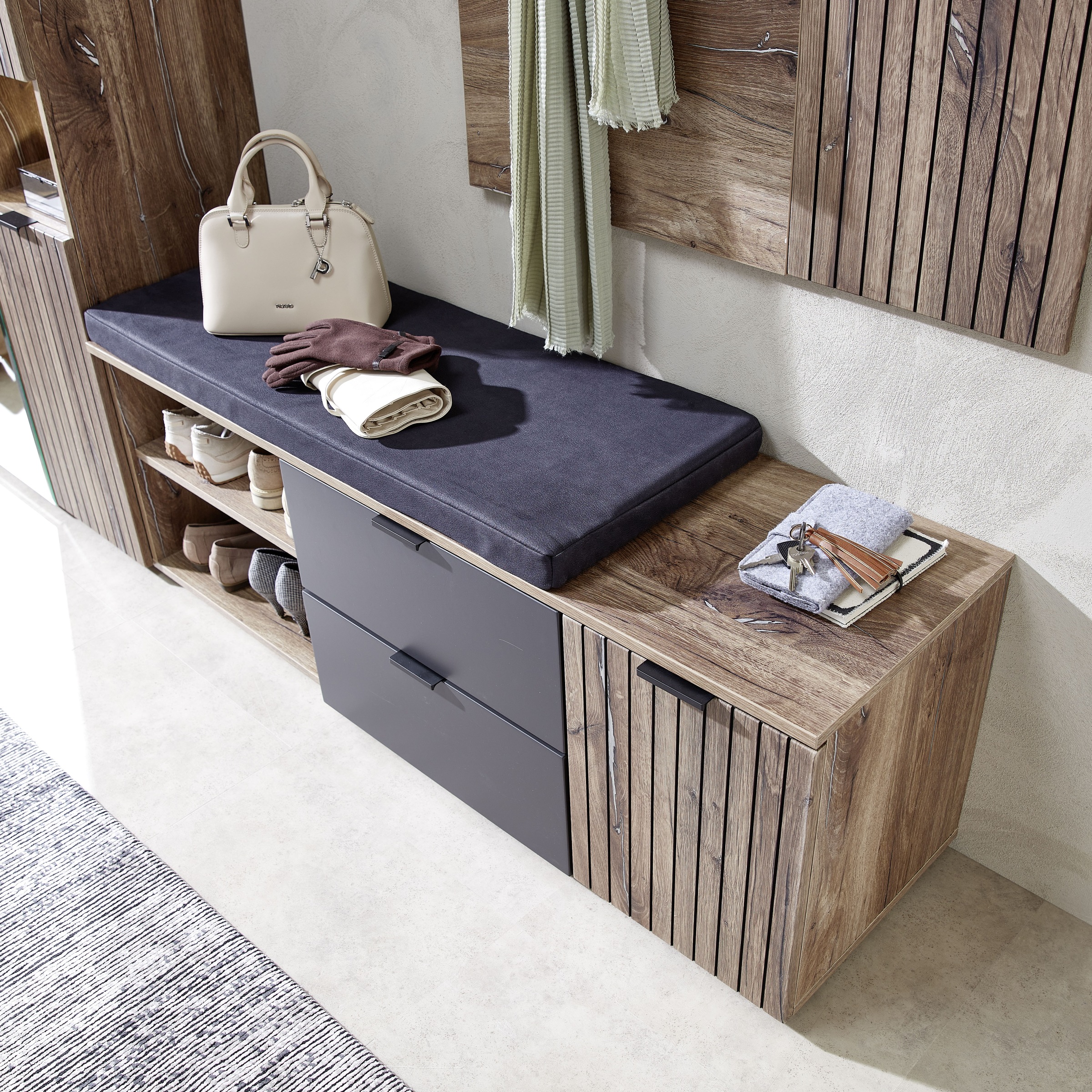 Innostyle Sitzbank "Line Schuhbank inkl. Sitzkissen, 134x51x38cm (B/H/T)", günstig online kaufen