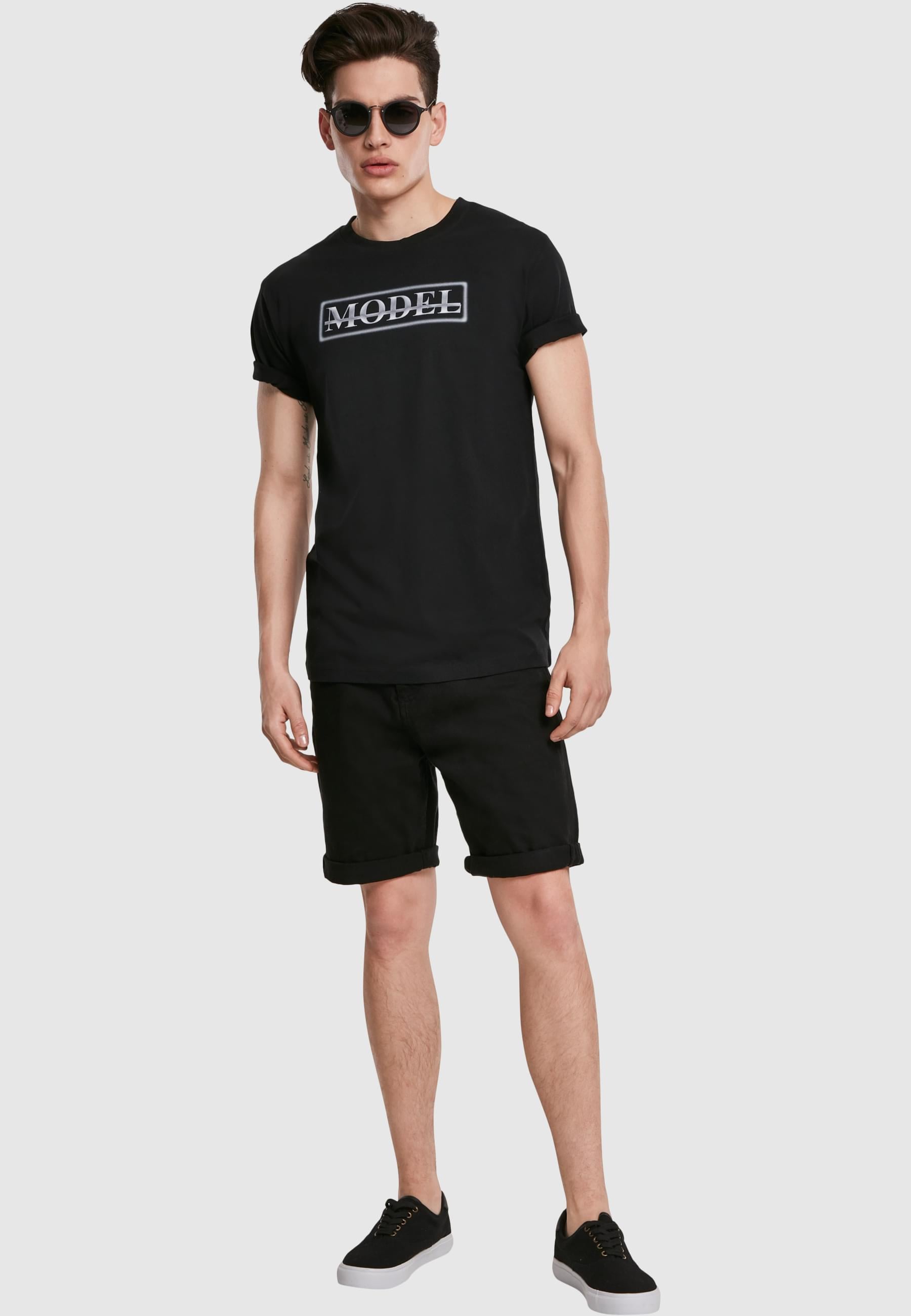 MisterTee T-Shirt »MisterTee Herren Model Tee«, (1 tlg.)