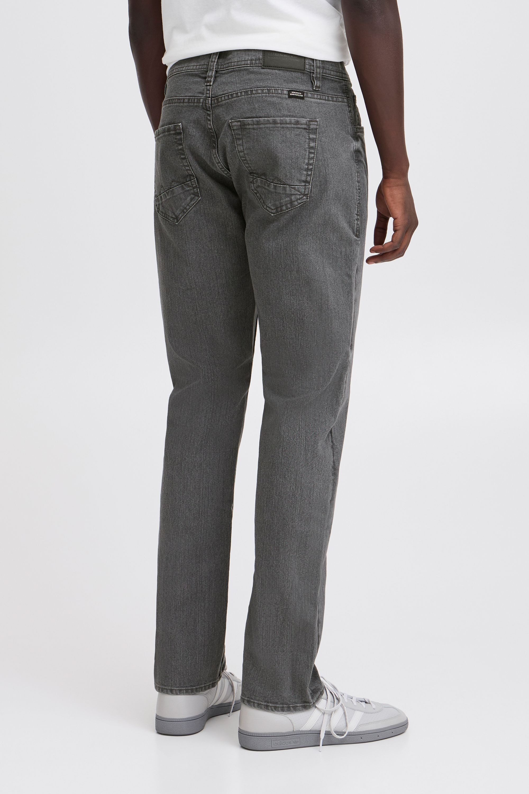 Relaxhose BLEND "BHTwister", Herren, Gr. 32, Länge 34, denim light grau, 80% Baumwolle, 19% Polyester, 1% Elasthan, meliert, Basic, regular fit normal, Hosen Relaxhose, Klassische Regular-fit-Jeans mit Taschen 6