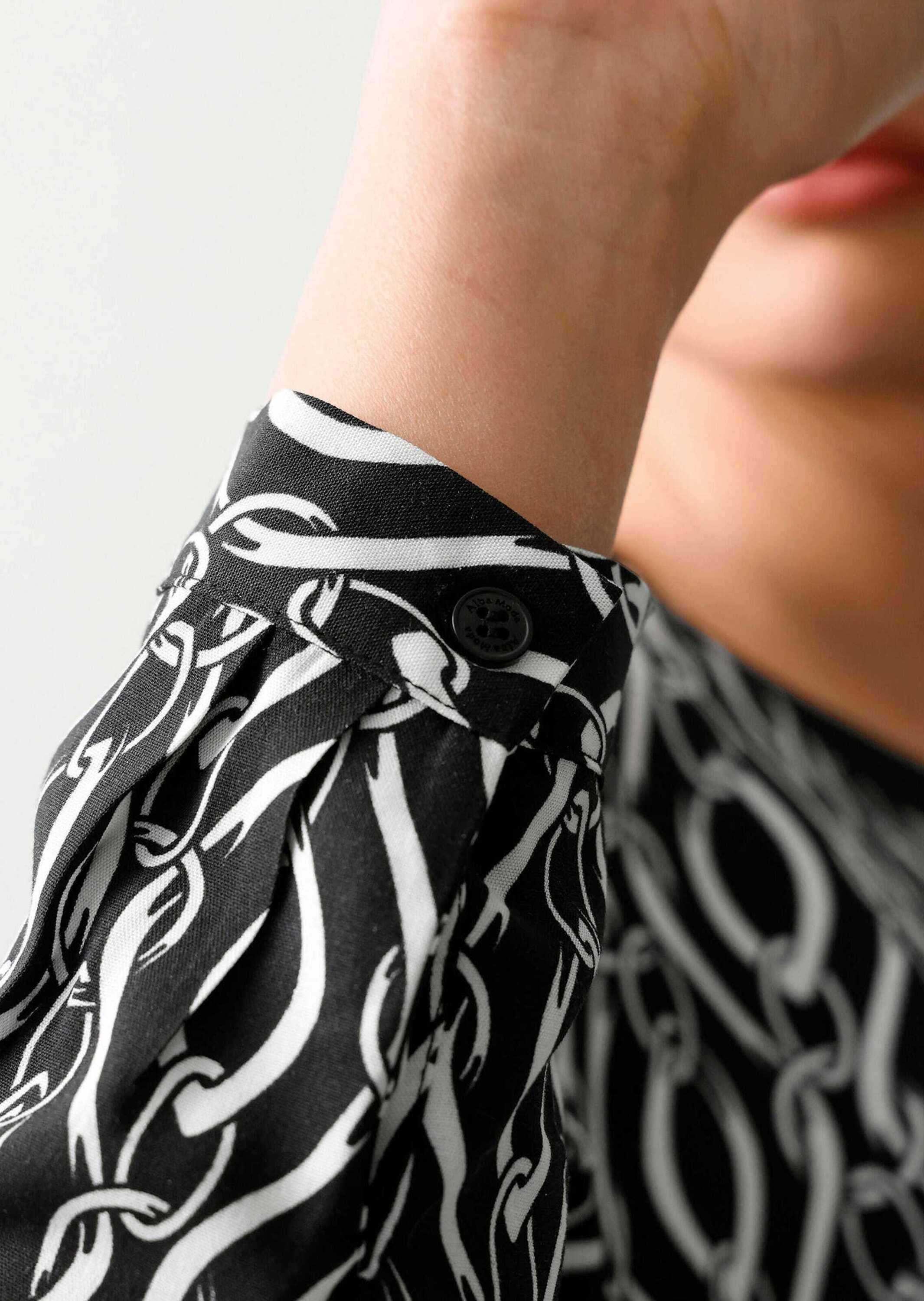 Alba Moda Schlupfbluse »Bluse Bluse in grafischem Kettendessin«