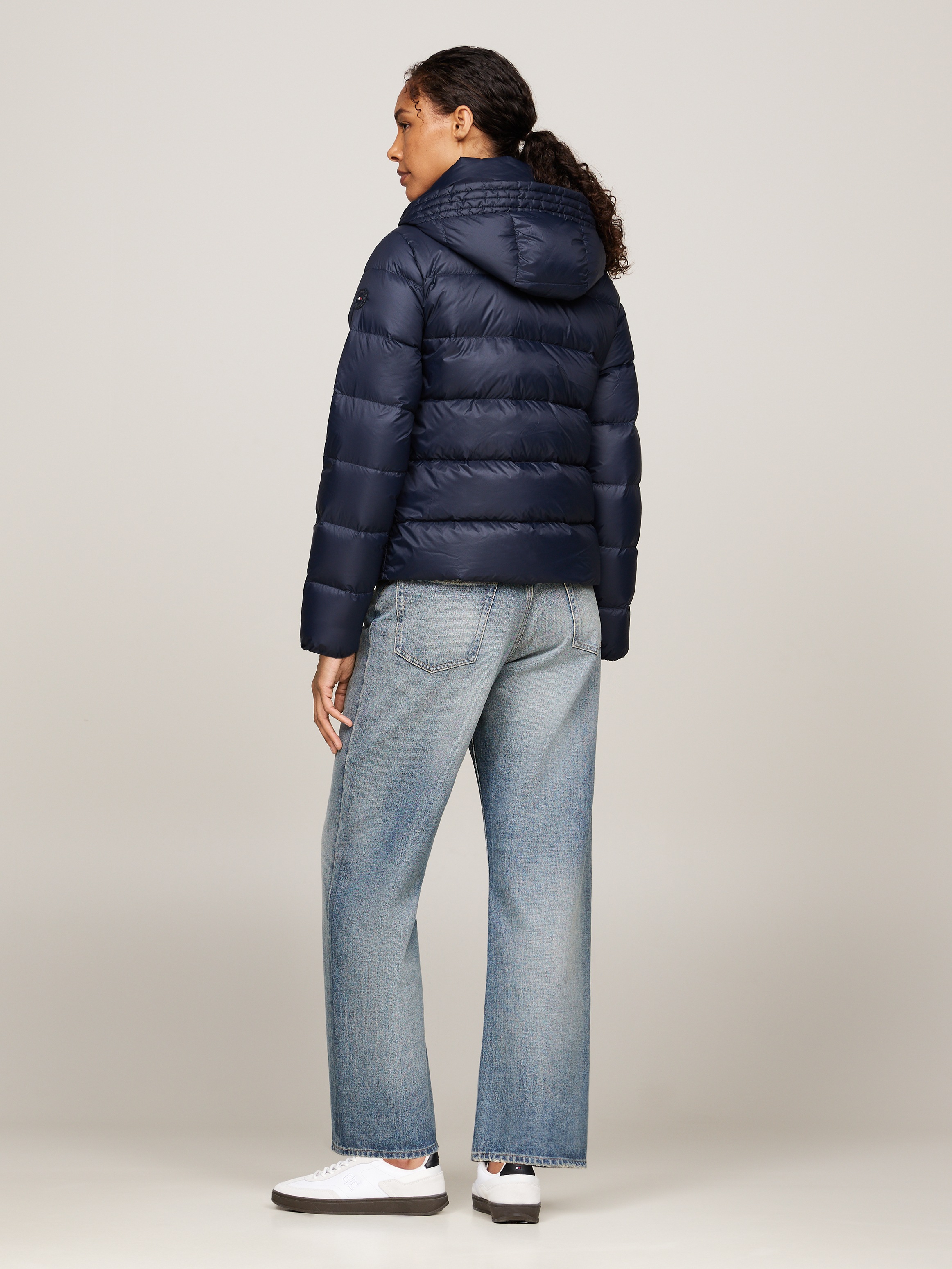 Tommy Hilfiger Steppjacke »LW DOWN CASUAL JACKET«, mit Kapuze, mit Logoprägung