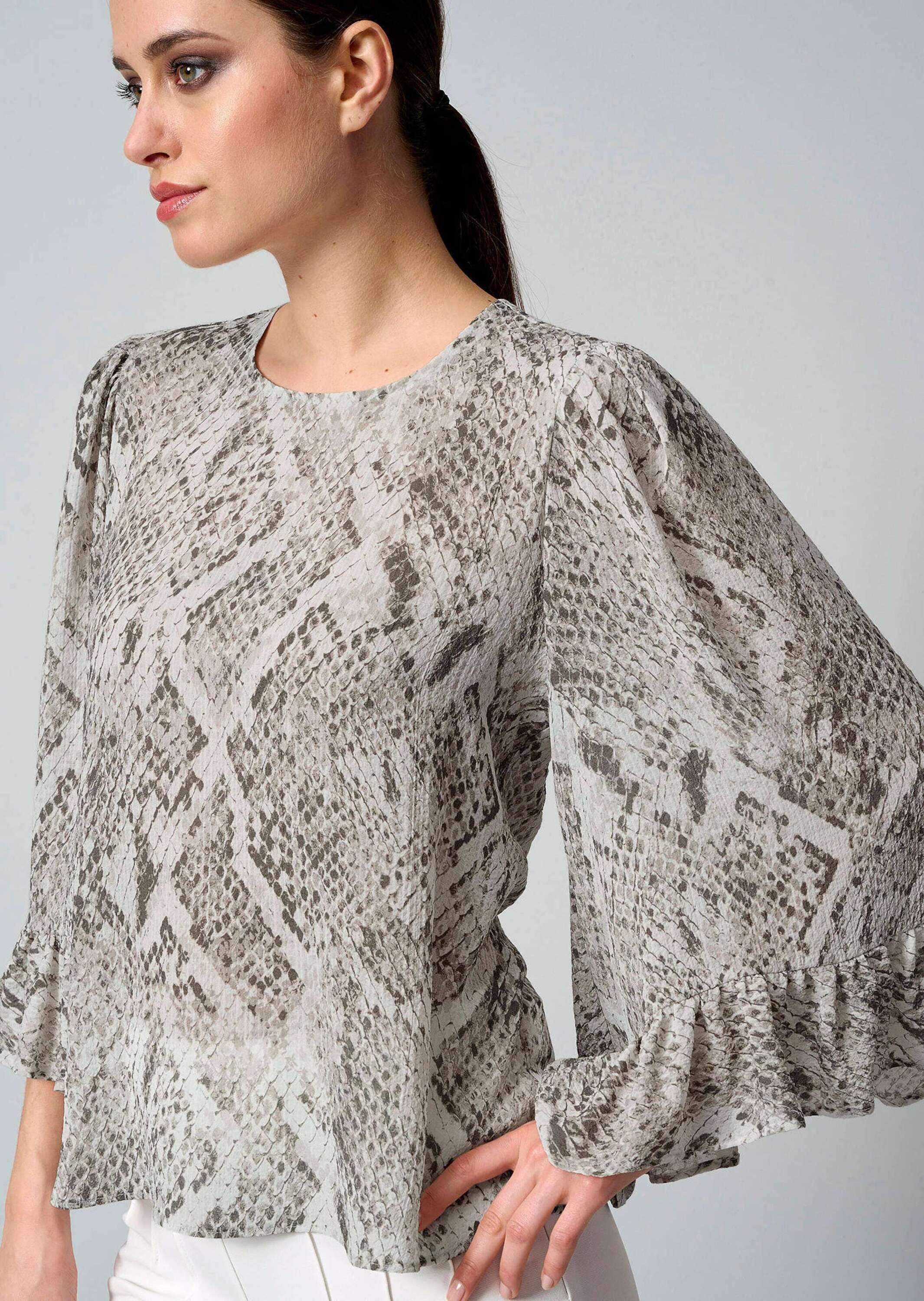 Alba Moda Kurzarmbluse »Bluse Bluse mit Volant am Ärmel«