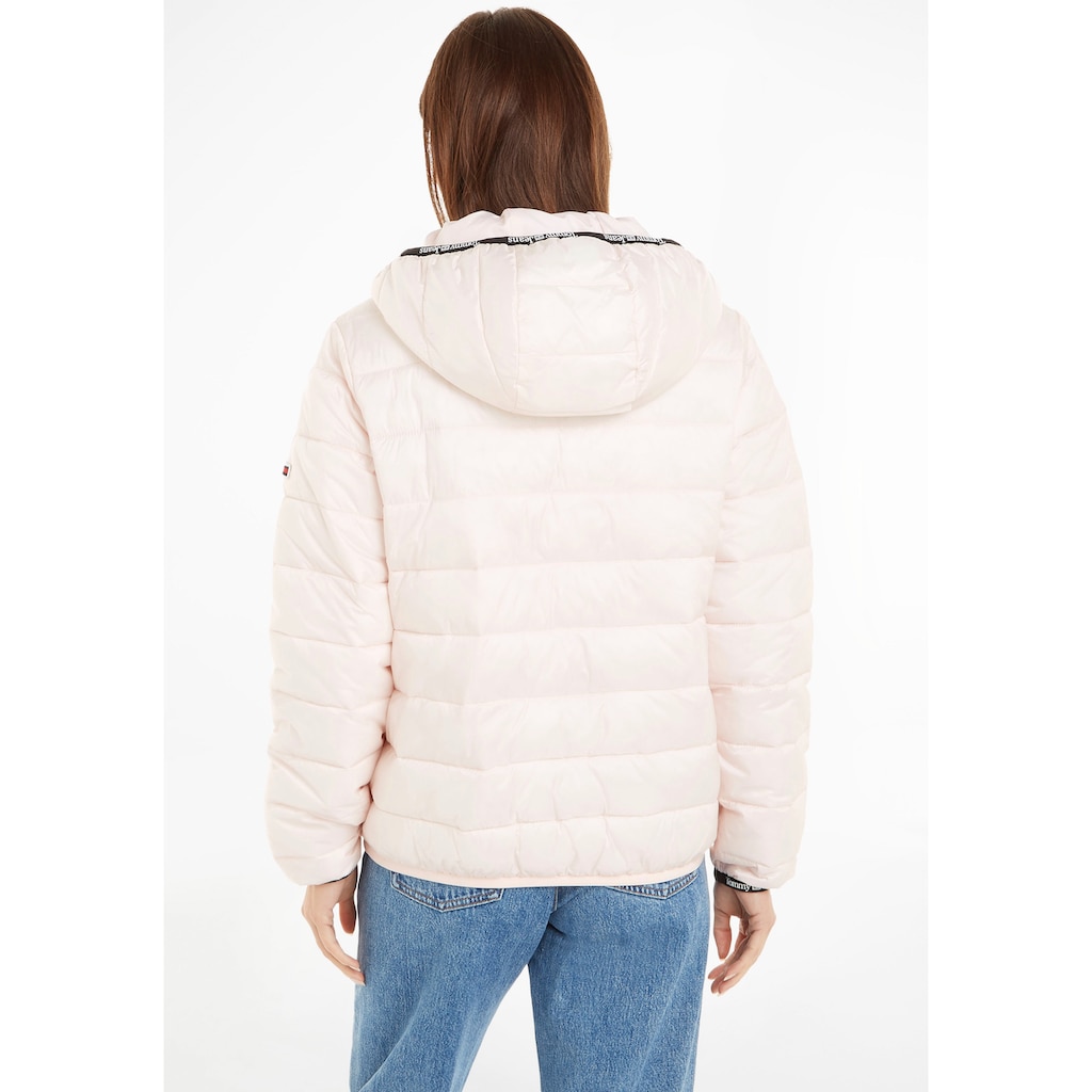 Tommy Jeans Steppjacke »TJW QUILTED TAPE HOODED JACKET«, mit Kapuze