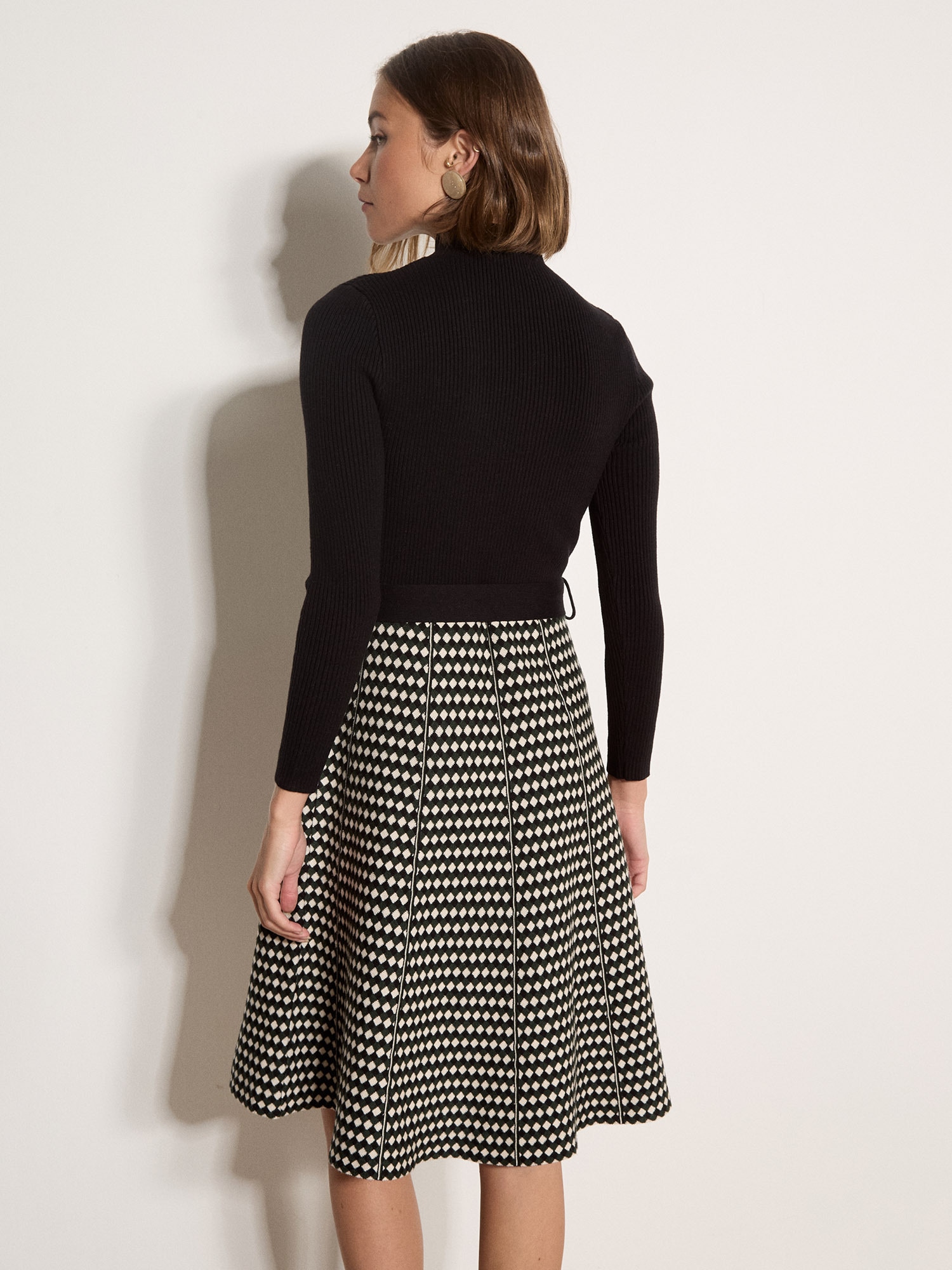 Apricot Midikleid »Skaterkleid« mit  Bindegürtel, 2 Stk. tlg. mit Rautenmuster