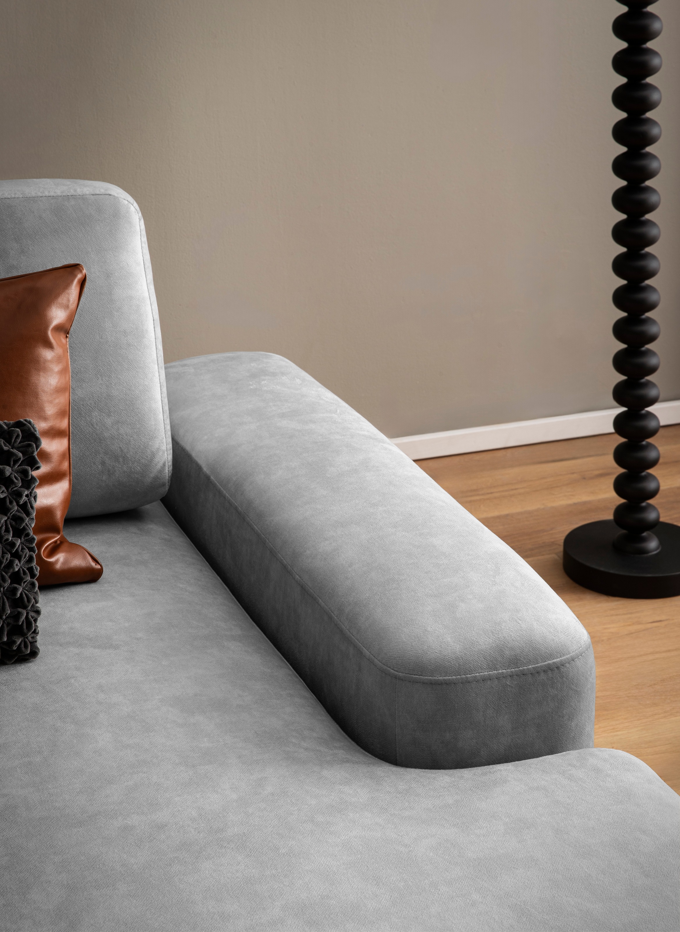 INOSIGN Ecksofa »TORGE, Schlafsofa Cord, Samtvelours u. Strukur fein, Couch in L-Form«, Schlaffunktion und Bettkasten, Liegefläche: 210x125 cm, neues Design