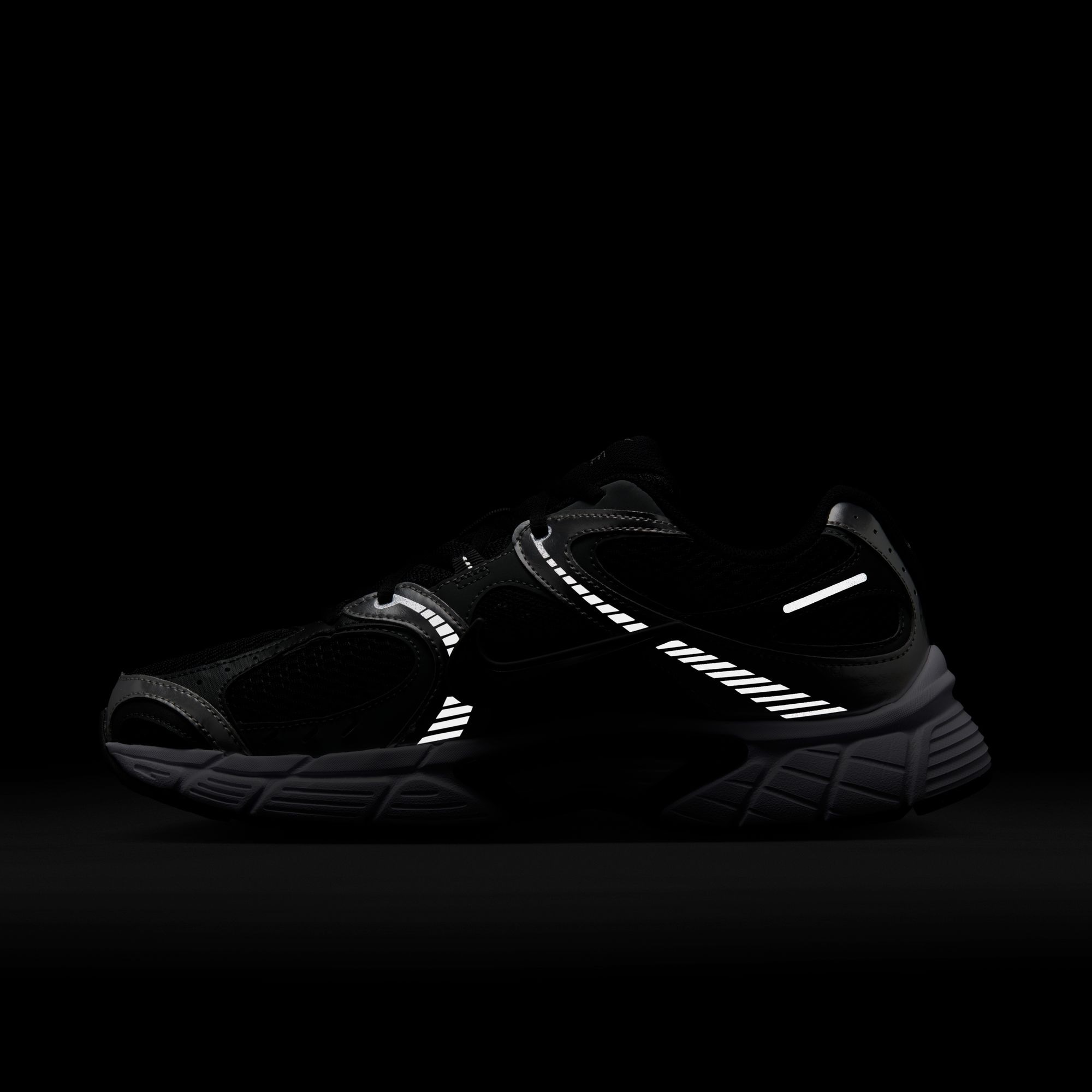 Nike Sportswear Sneaker »NIKE V5 RNR«