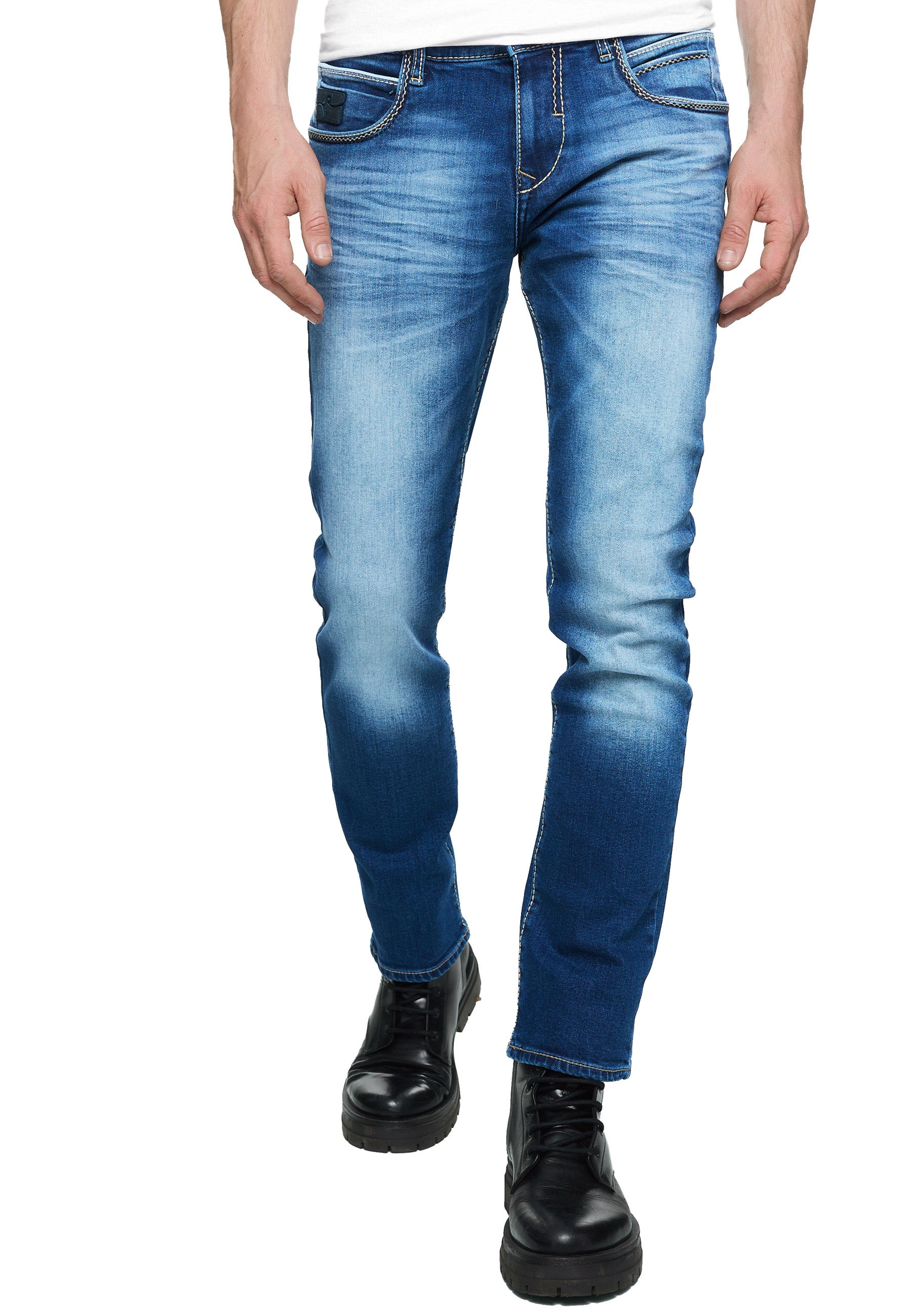 Rusty Neal Straight-Jeans »TOYAMA« su coolen Kont...