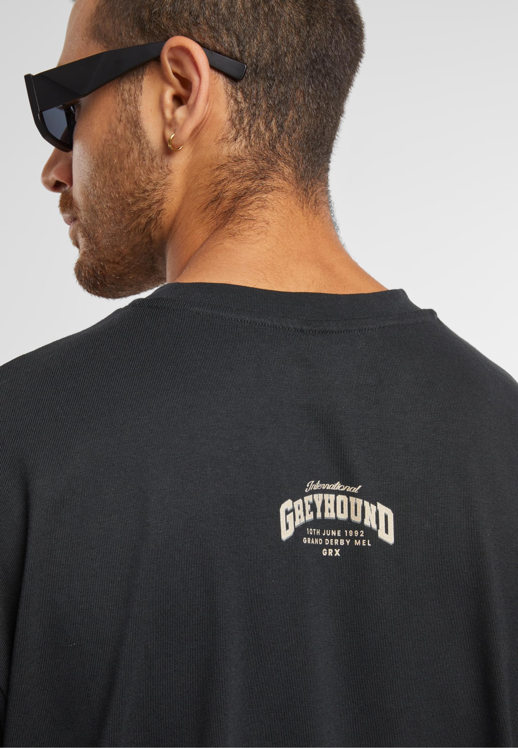 MisterTee T-Shirt »MisterTee Greyhound Racing Oversize Tee«, (1 tlg.)
