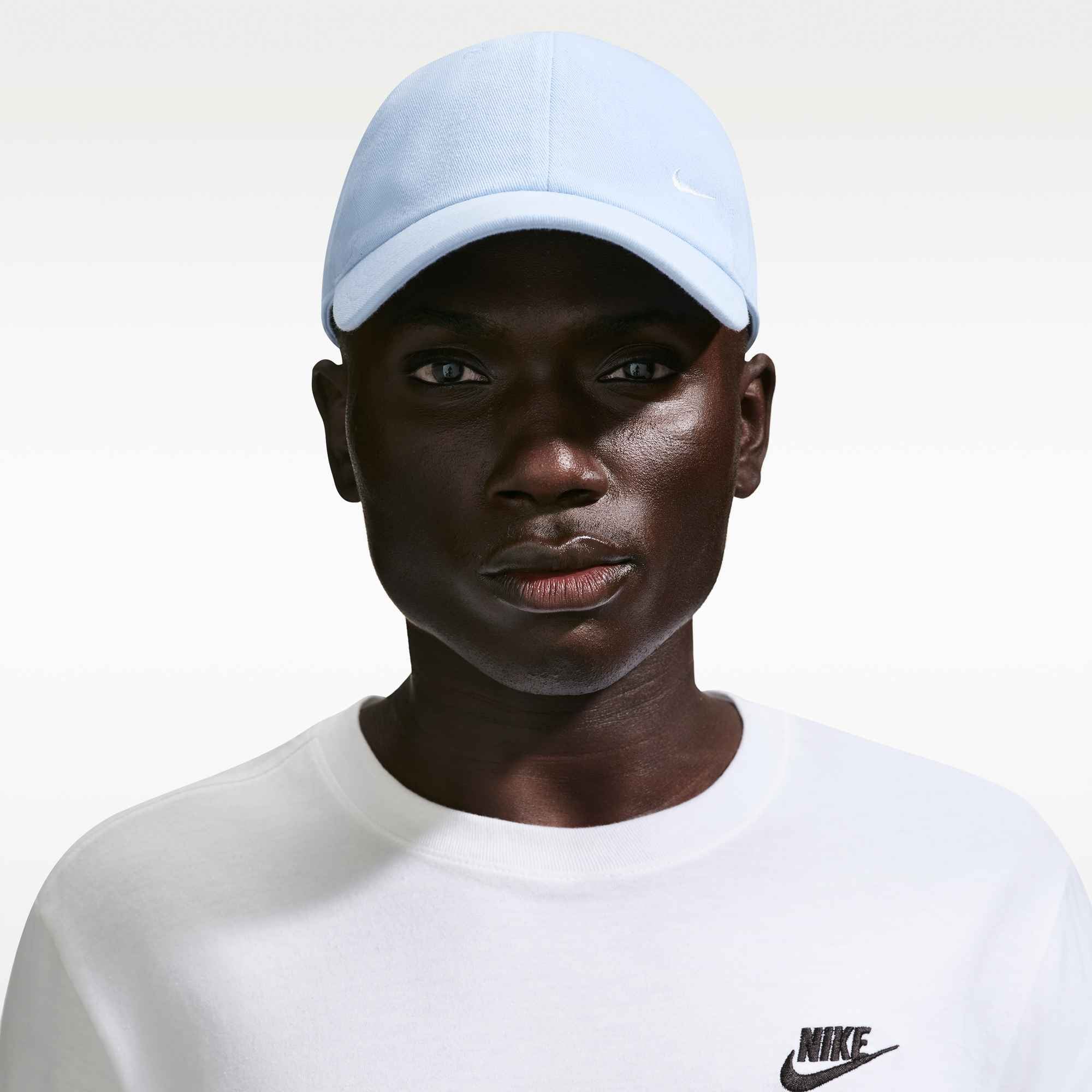 Nike Sportswear Baseball Cap »U NK CLUB CAP U CB SM SWSH L« mit verstellbarem Riemen, mit Tri-Glide-Verschluss, 6-Panel-Design