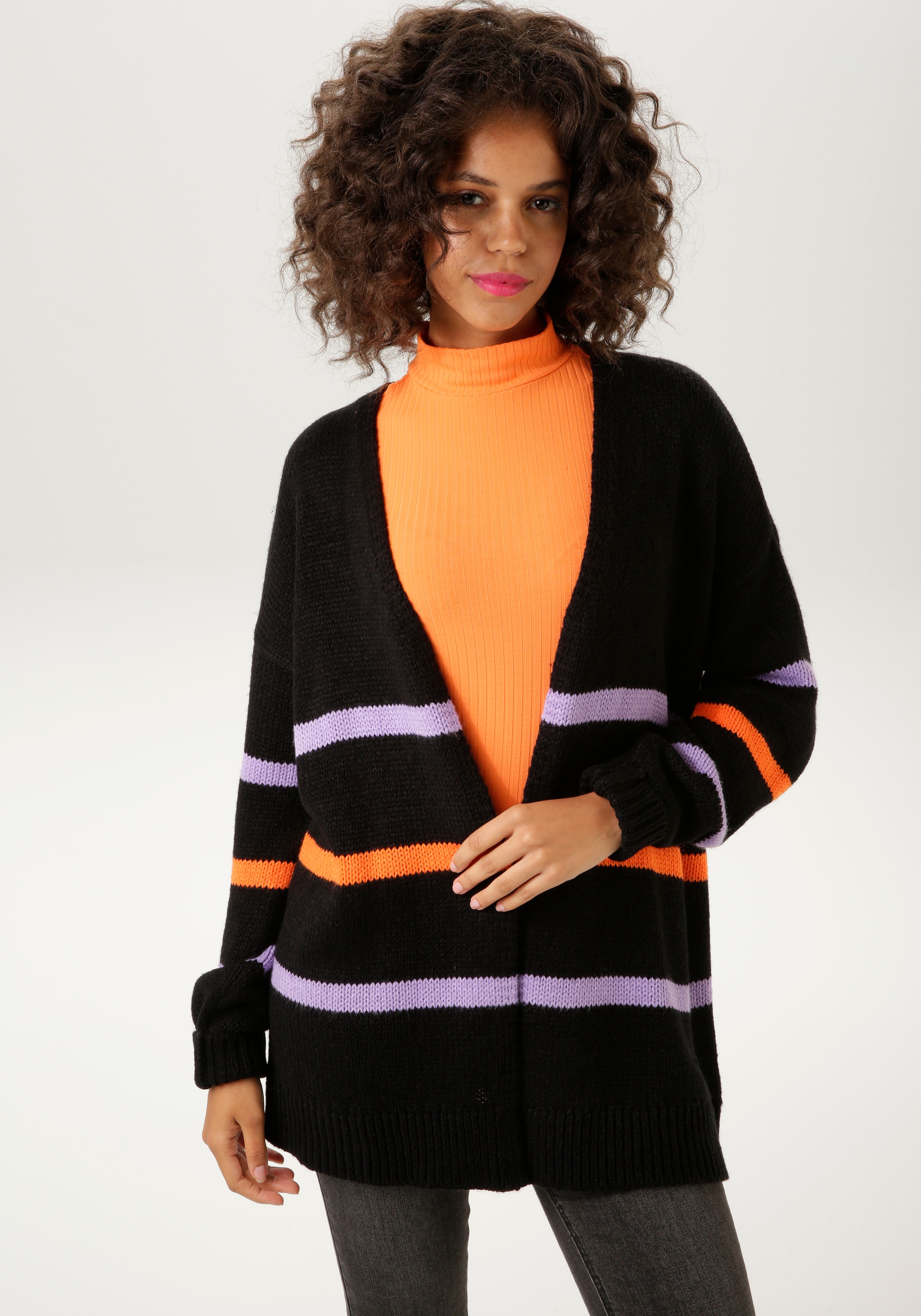 Aniston CASUAL Megztinis su farbenfrohen Streifen - N...