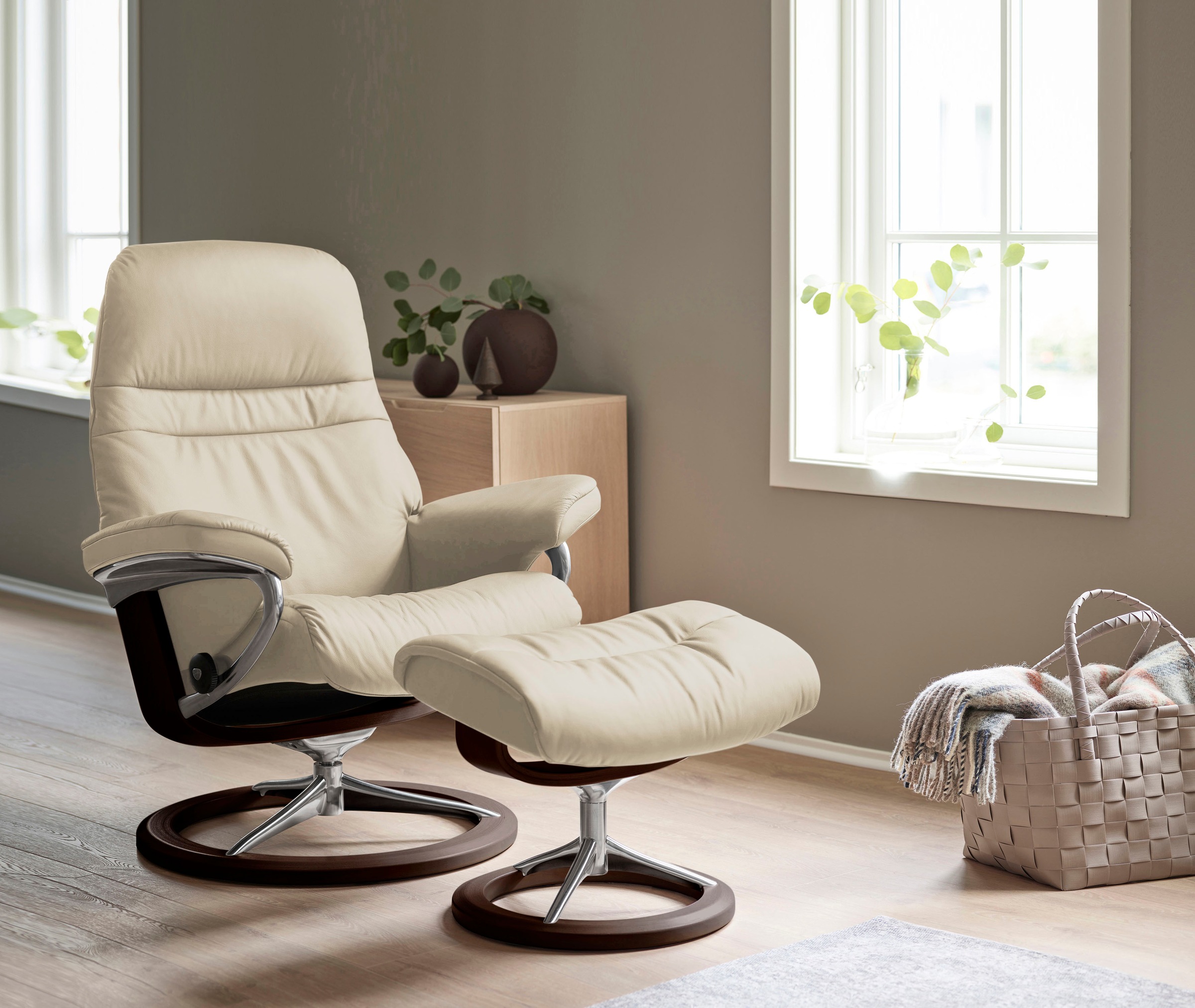 Stressless Relaxsessel "Sunrise" Relaxsessel mit Hocker, mit Signature Base, Größe S, Gestell Braun