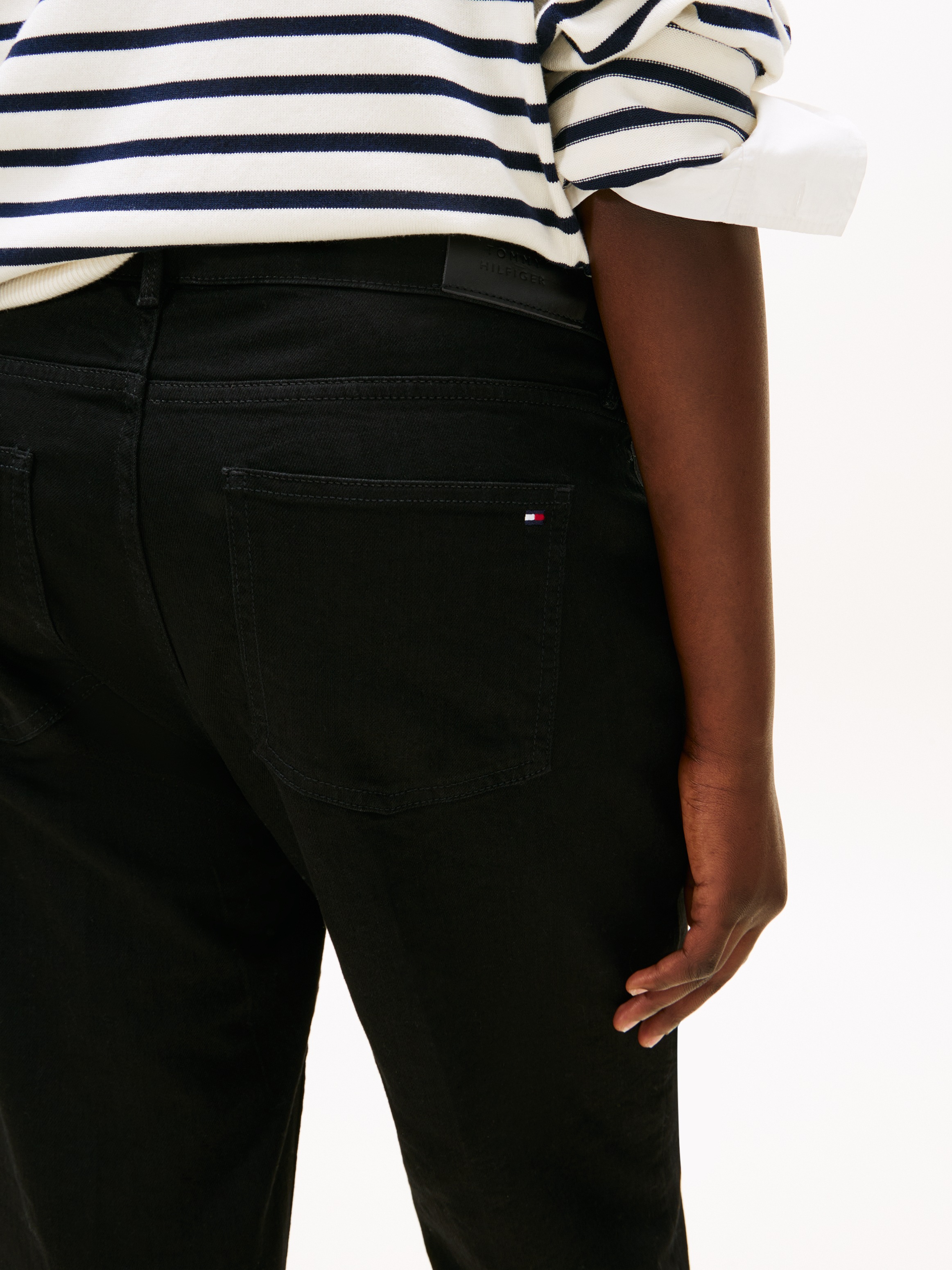 Tommy Hilfiger Curve Bootcut-Jeans "CRV DNM BLACK BOOTCUT HW", in großen Gr günstig online kaufen