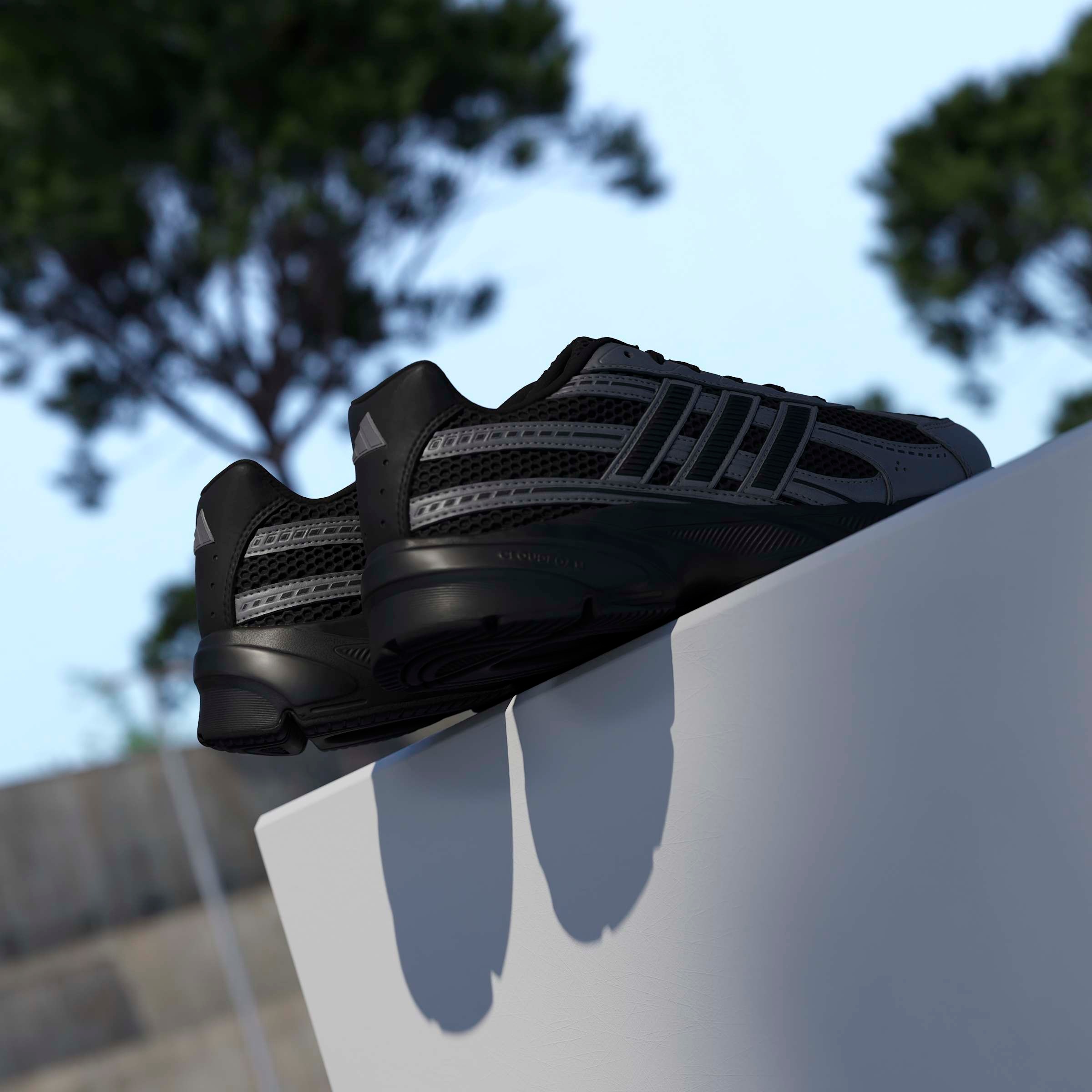 adidas Sportswear Sneaker »TECHNOCHAOS 2000«