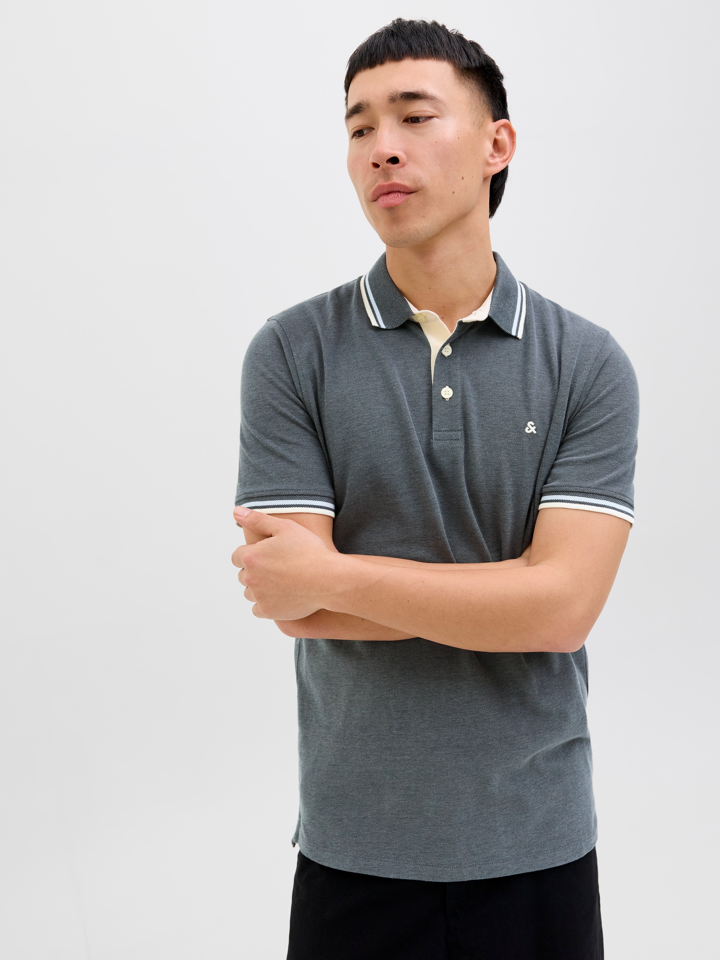 Jack & Jones Poloshirt "JJEPAULOS POLO SS NOOS" mit Logo Stickerei günstig online kaufen