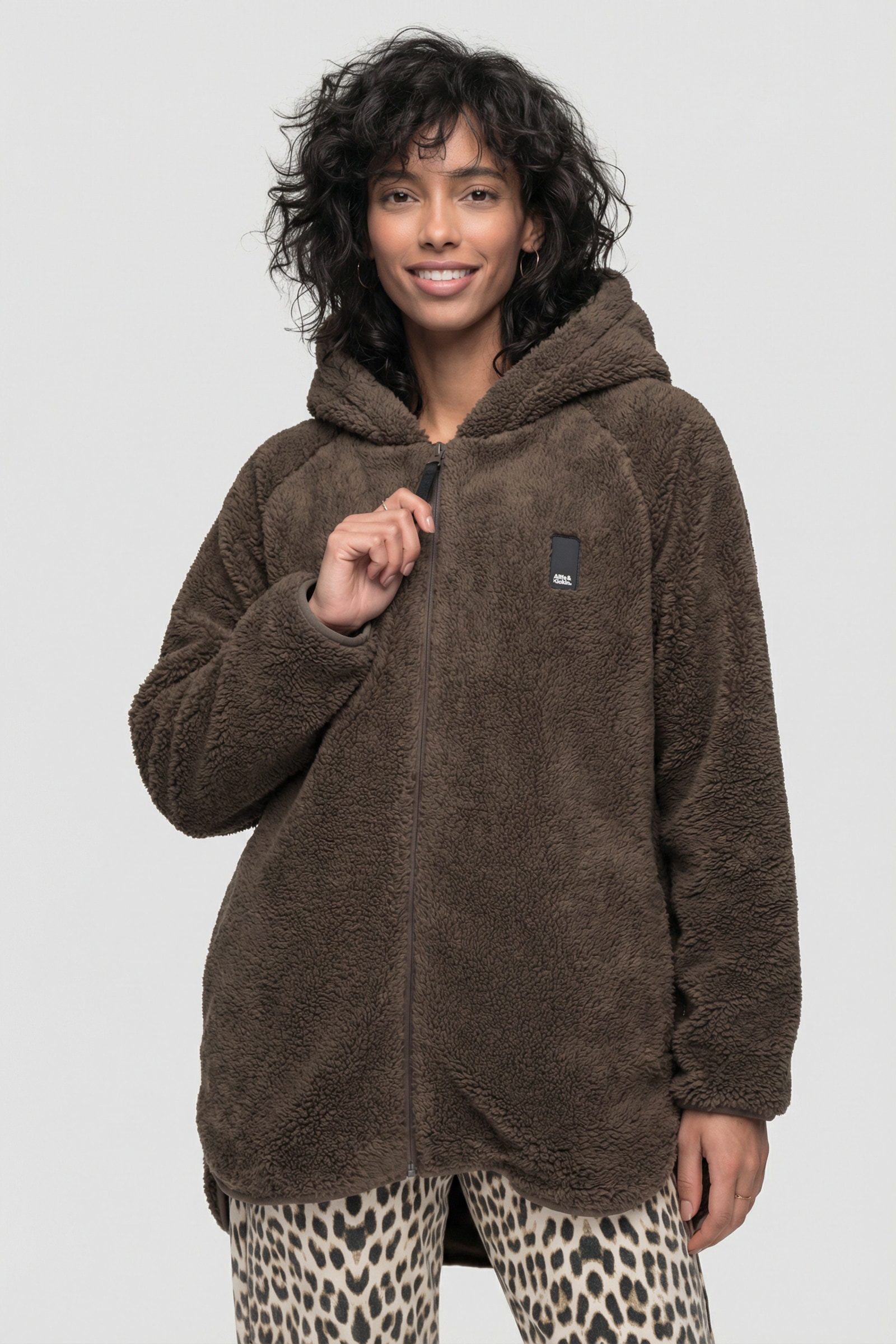 Alife & Kickin Sweatjacke »Damen DominiqueAK T Übergangsjacke, Jacke« leichte Kuschel-Jacke mit Stehkragen und Rei§verschluss