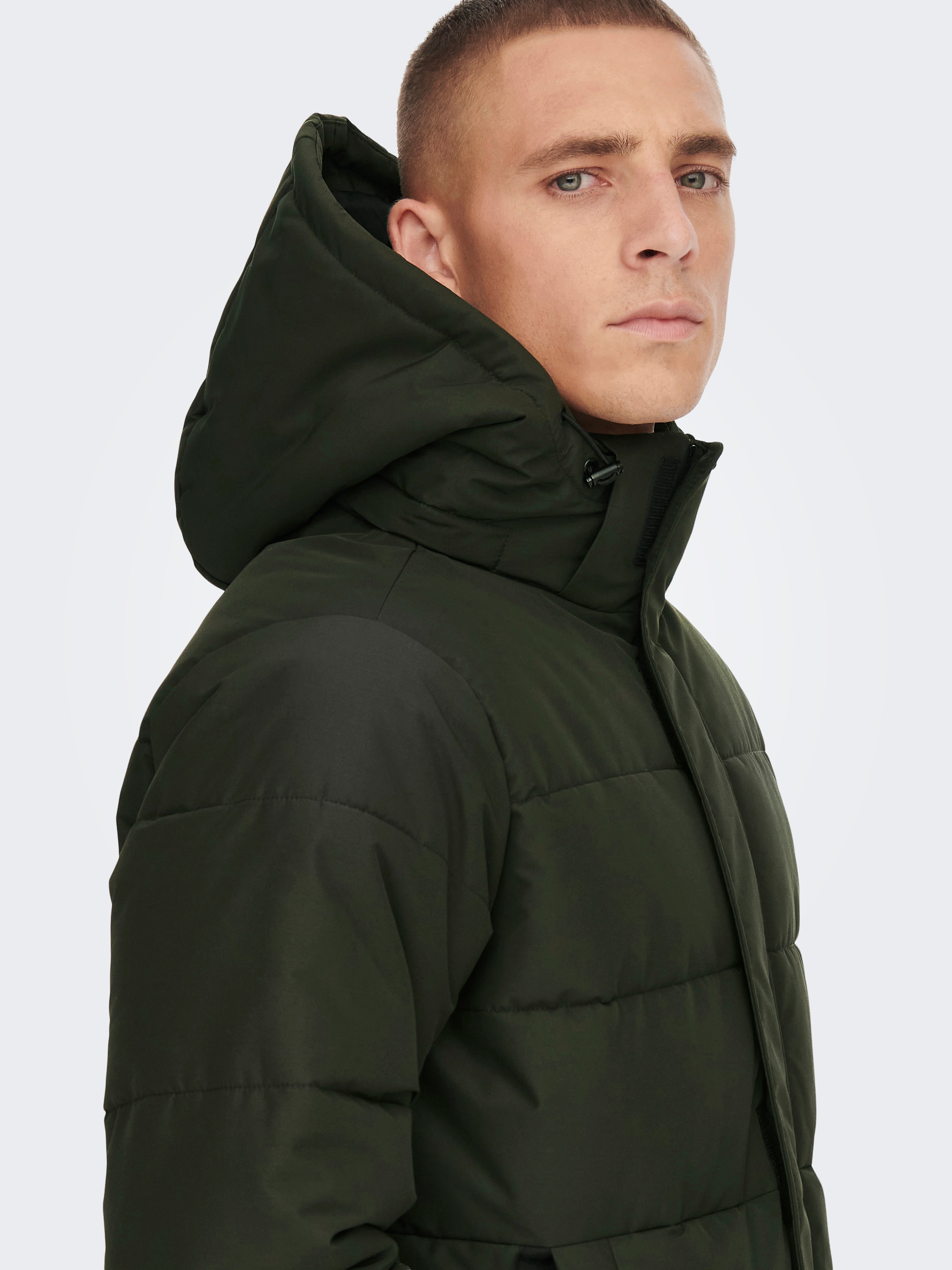 Thumbnail - ONLY & SONS Steppjacke "ONSCARL LIFE LONG QUILTED COAT NOOS OTW" mit Kapuze