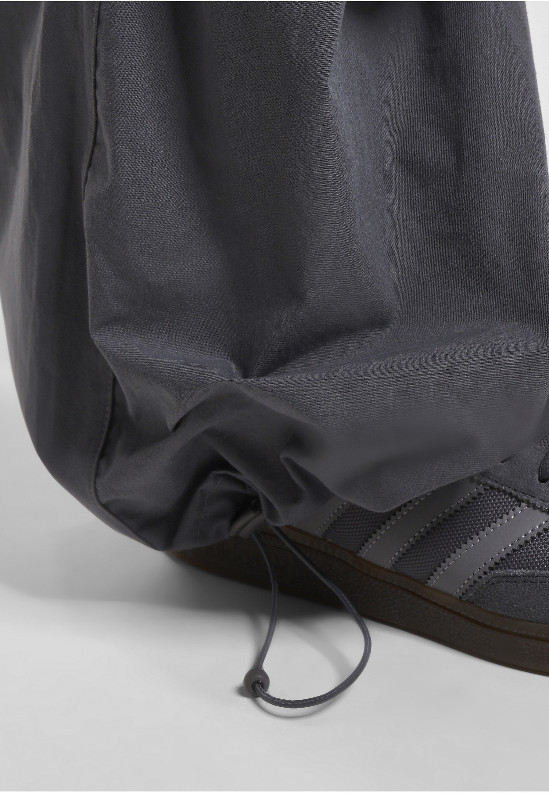 Karl Kani Stoffhose »Karl Kani Herren KM234-070-1 Small Signature Parachute Pants«