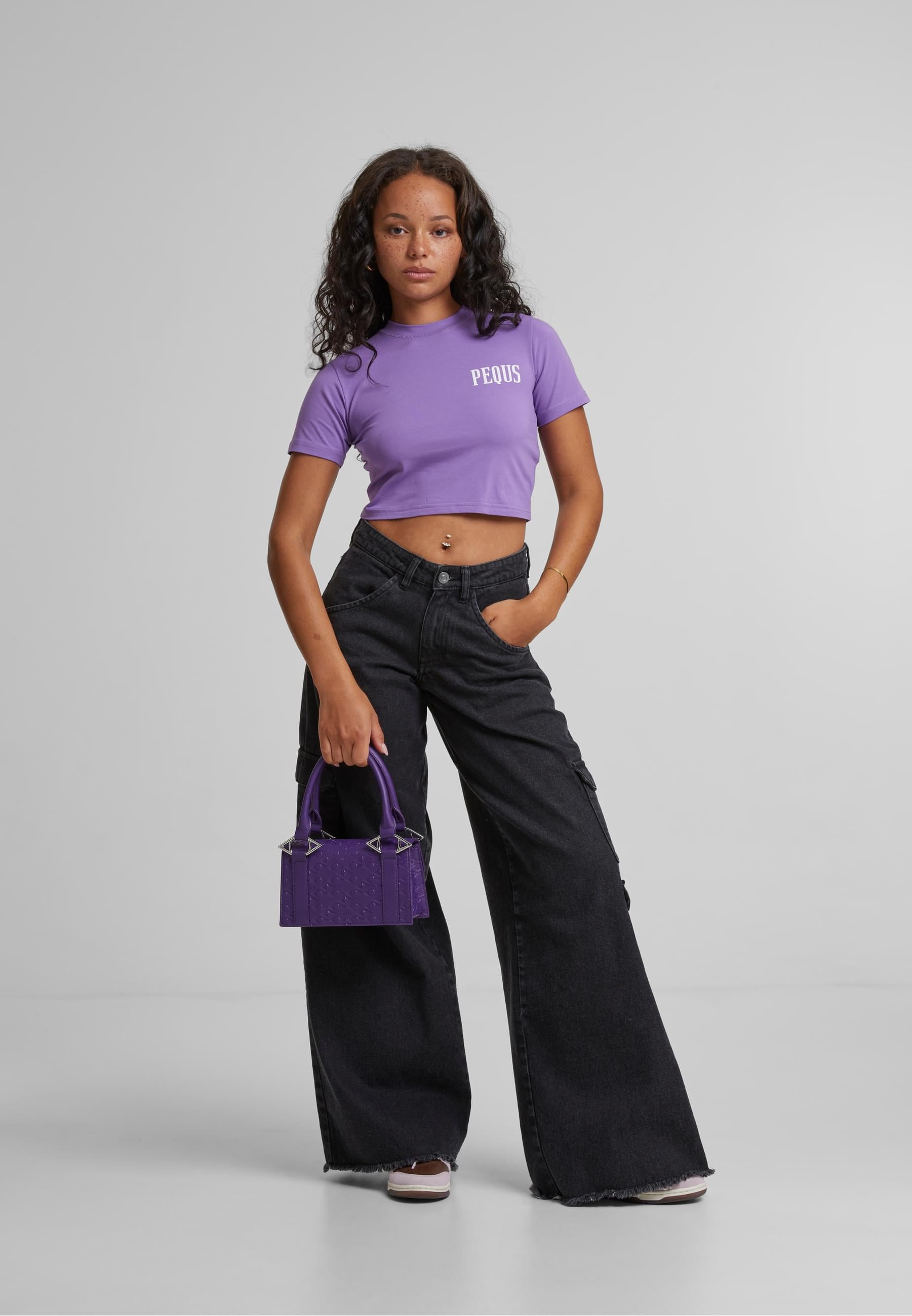 PEQUS T-Shirt »PEQUS PEQUS Back Logo Top« 1 Stk.