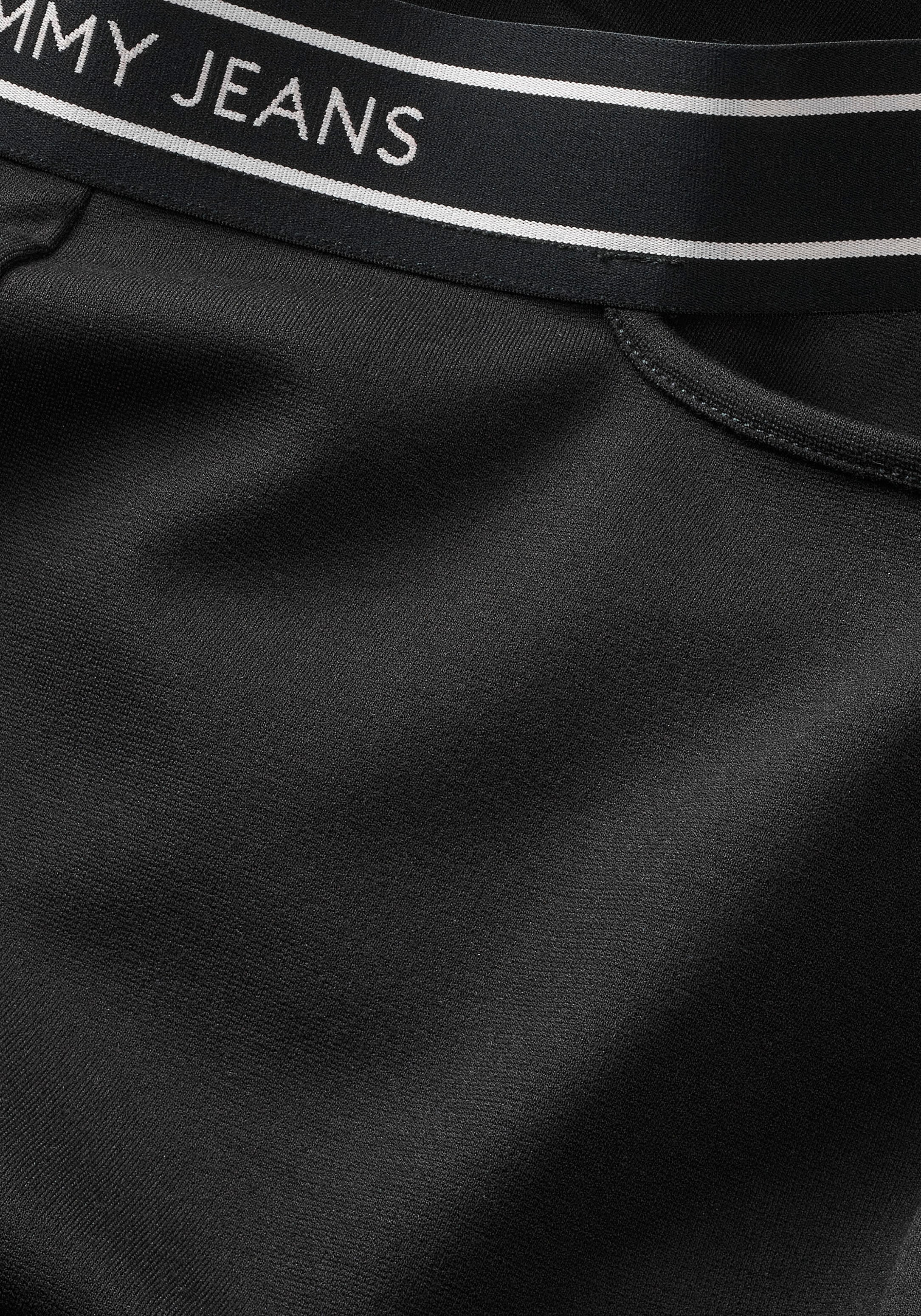 Tommy Jeans Radlerhose »TJW LOGO TAPING CYCLE SHORTS«, Mit Logoprägung