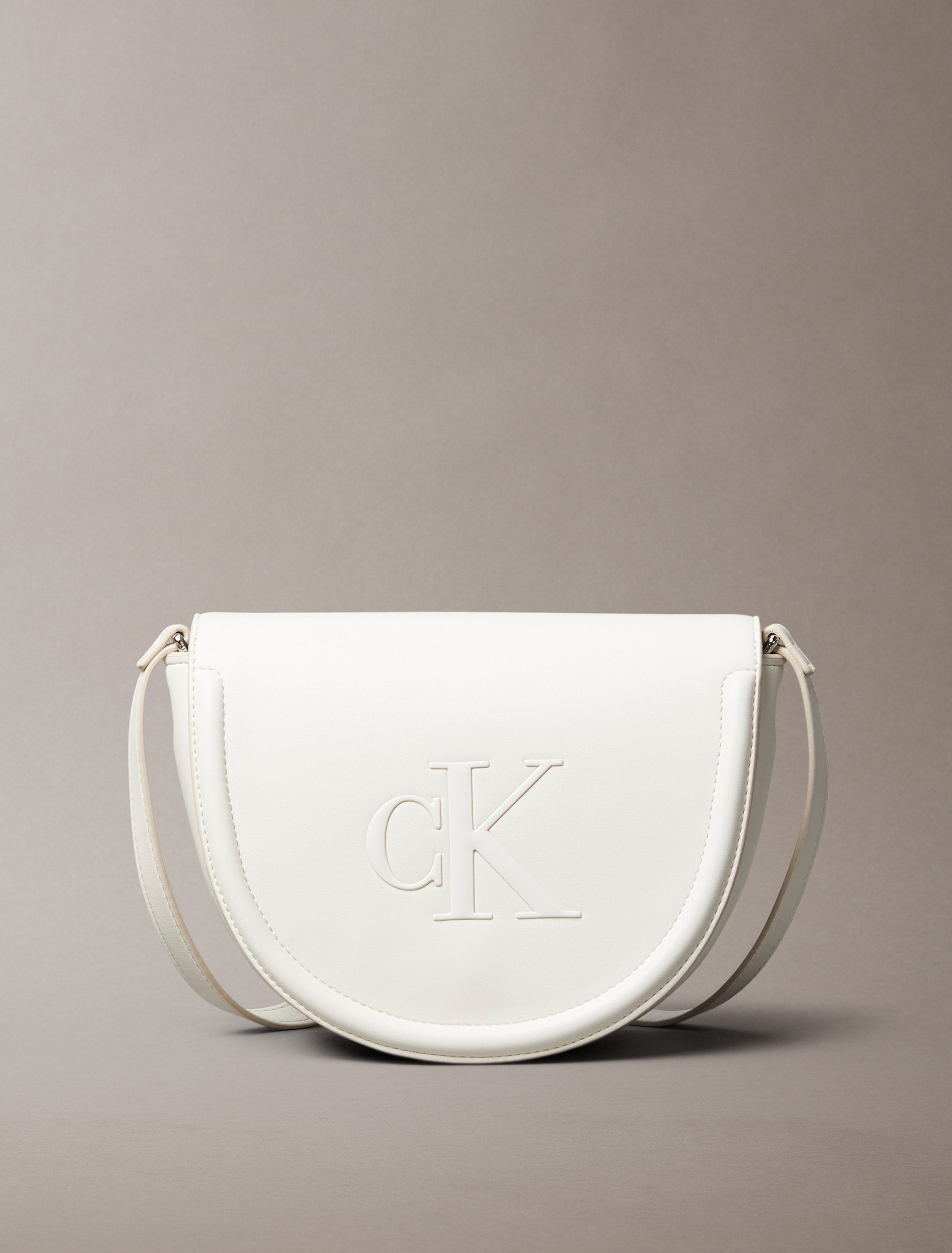 Calvin Klein Umhängetasche "RAISED CK SADDLE CROSSBODY" günstig online kaufen