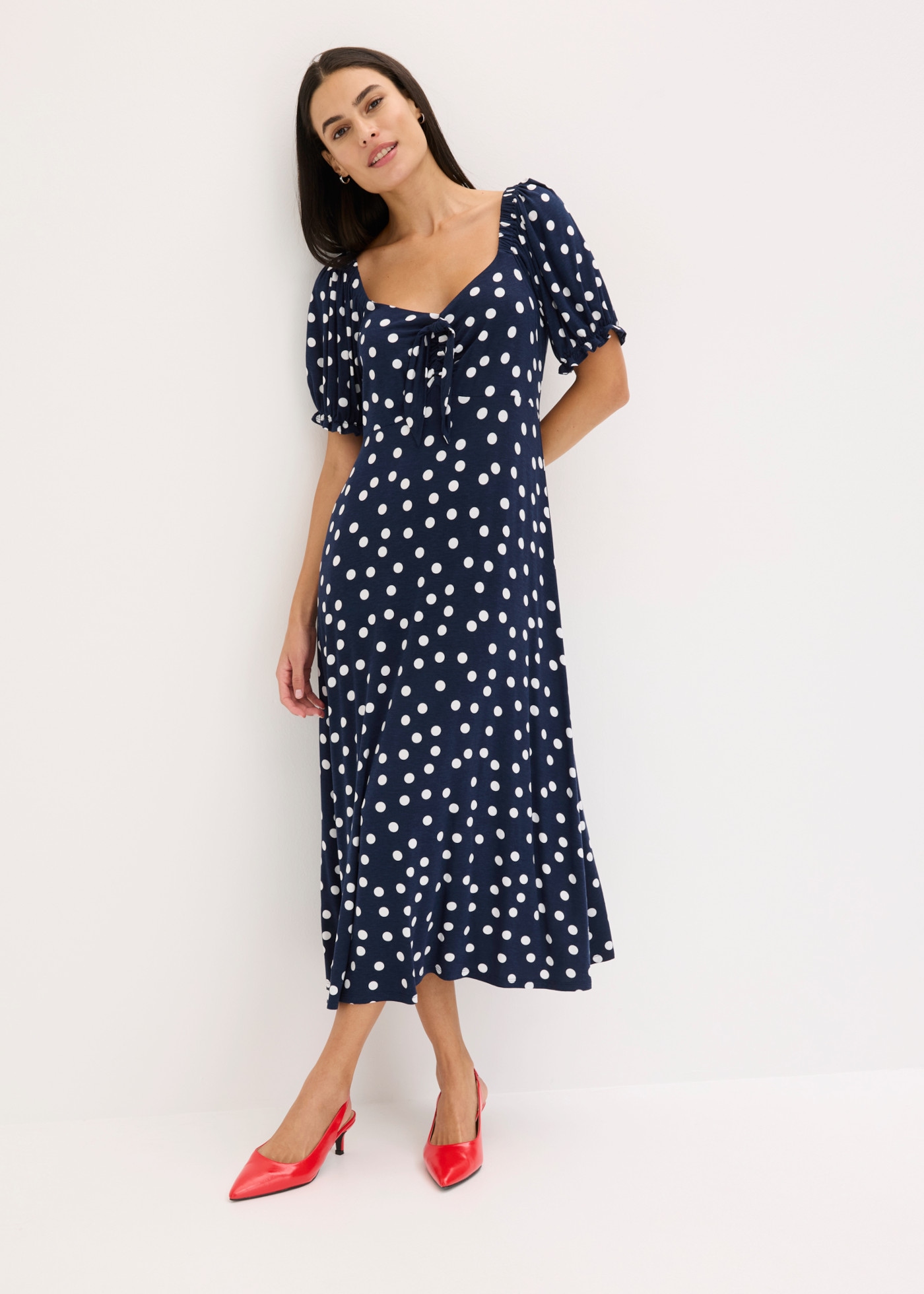 bonprix Midikleid mit Smock am Rücken, ausgestellte Passform, Kurzarm