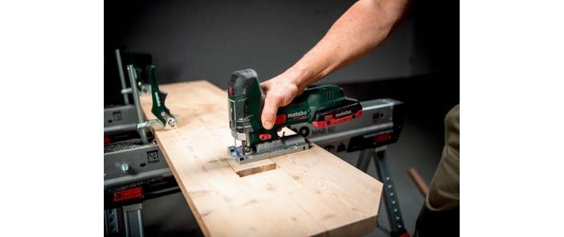 metabo Akku-Stichsäge »ST 18 LT 130 Solo« Universal-Sägeblattaufnahme