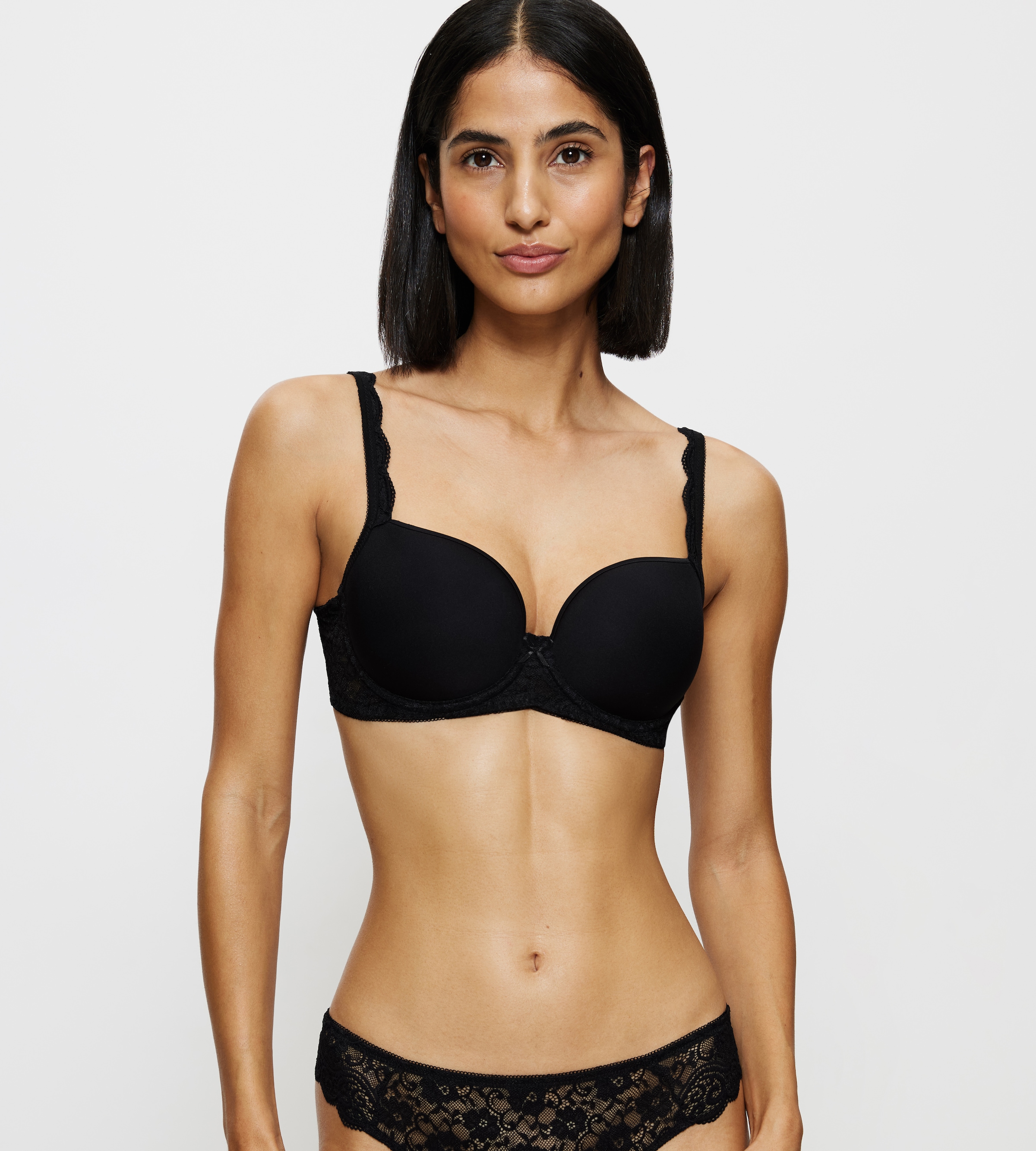 Triumph "Amourette WP" Stretch-Spitze, glatte Cups, atmungsaktiv, leicht, feminin