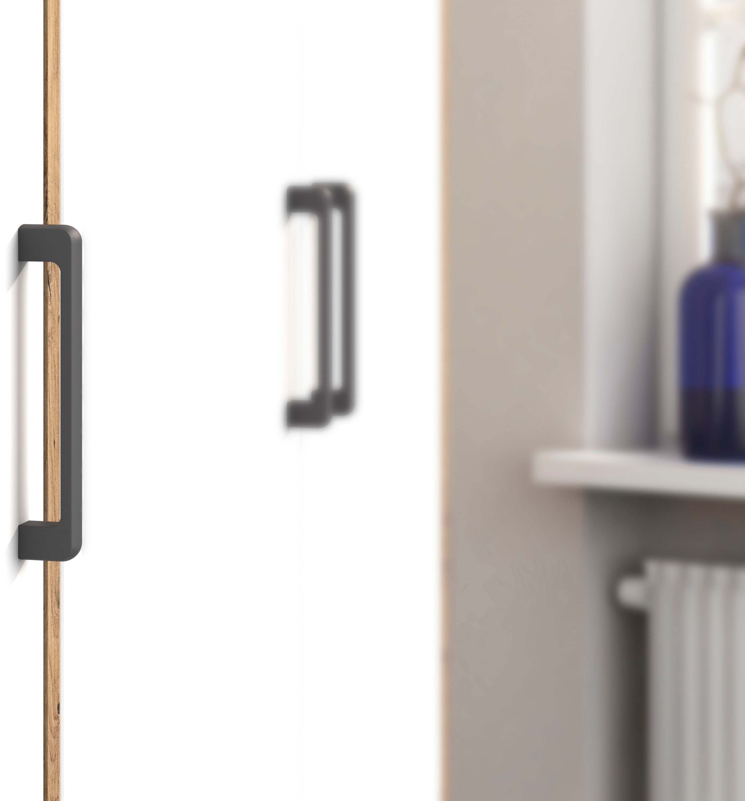 rauch Drehtürenschrank »Kleiderschrank Schrank Garderobe Wäscheschrank VOYAGER«, (in 3 verschiedenen Ausstattungen BASIC/CLASSIC/PREMIUM), mit modernen Griffen in Graumetallic und Spiegel