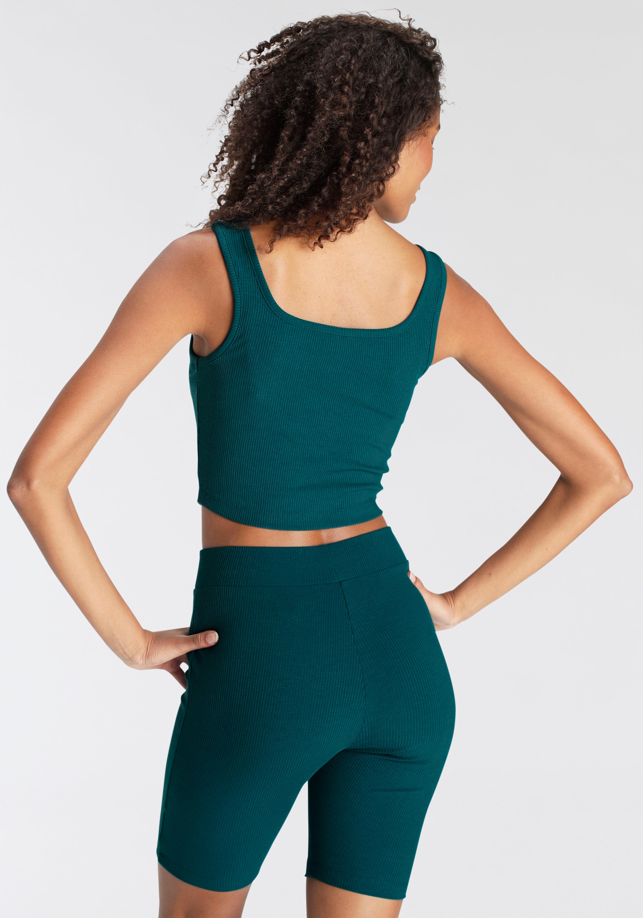 LASCANA Shorty, bestehend aus Top und Shorts aus Rippmaterial, Homewear-Set