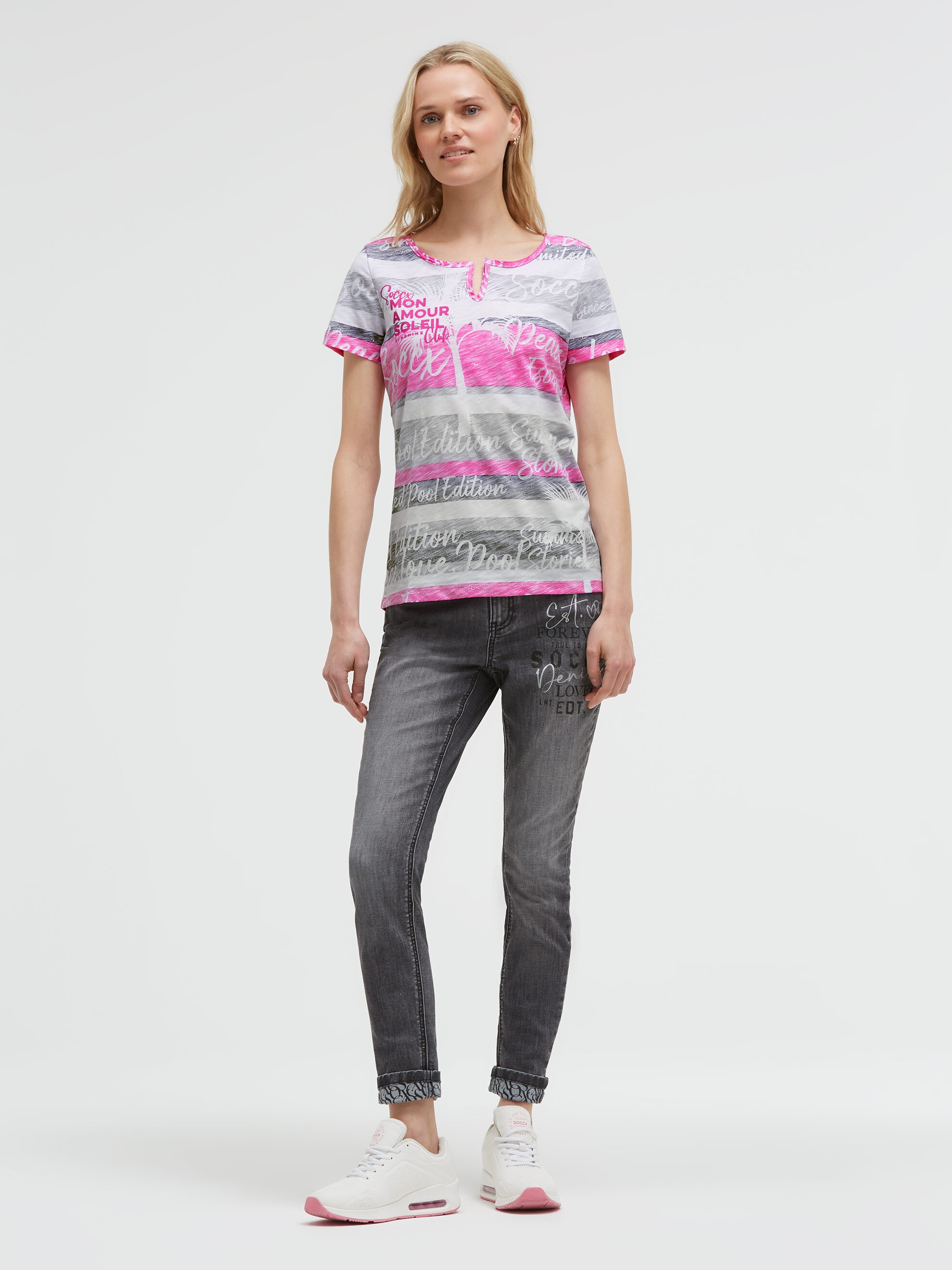SOCCX V-Shirt mit All Over-Print
