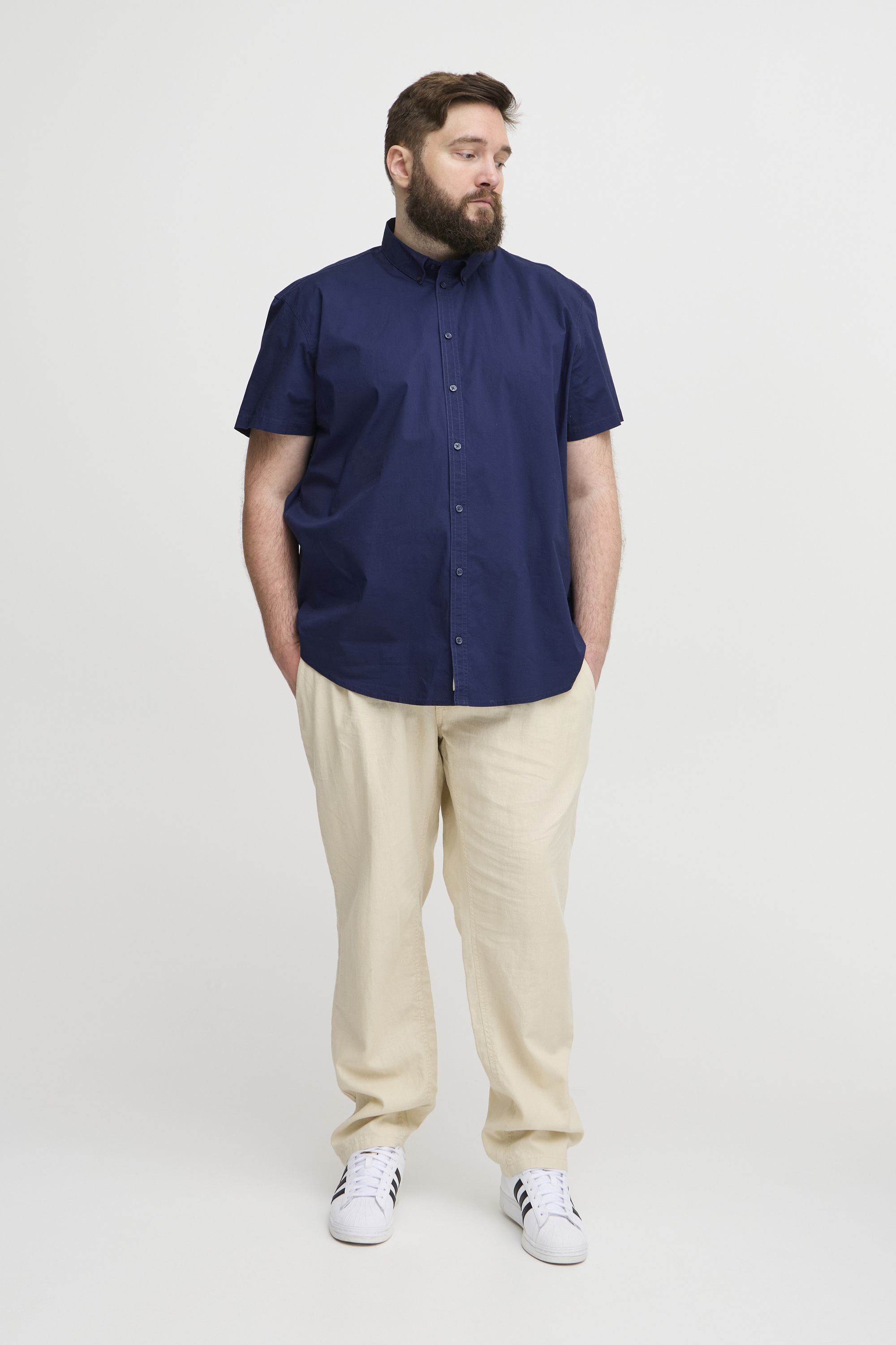 Thumbnail - Blend Kurzarmhemd "BHBShirt" Stilvolles Kurzarmhemd mit Button-Down Kragen