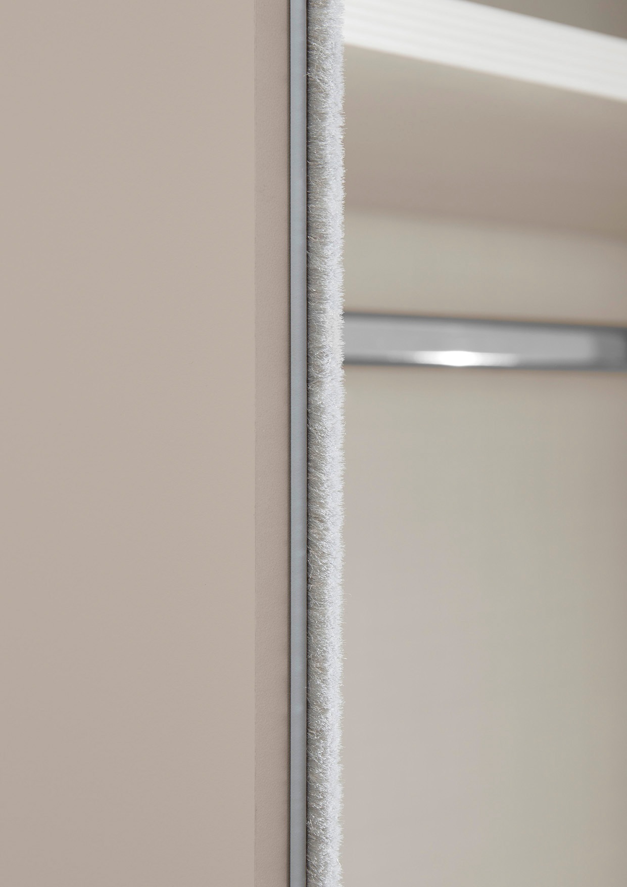 STAUD Schwebetürenschrank »Includo, Made in Germany«